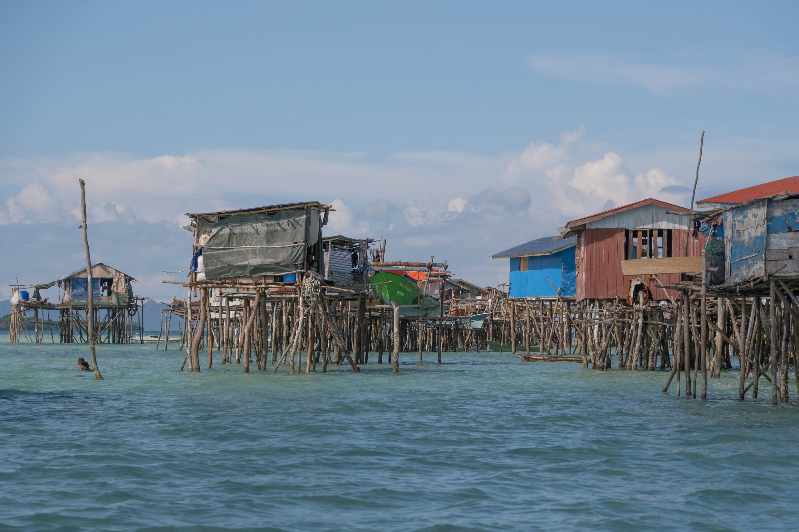 Остров. Цыгане. Фотографии из путешествий