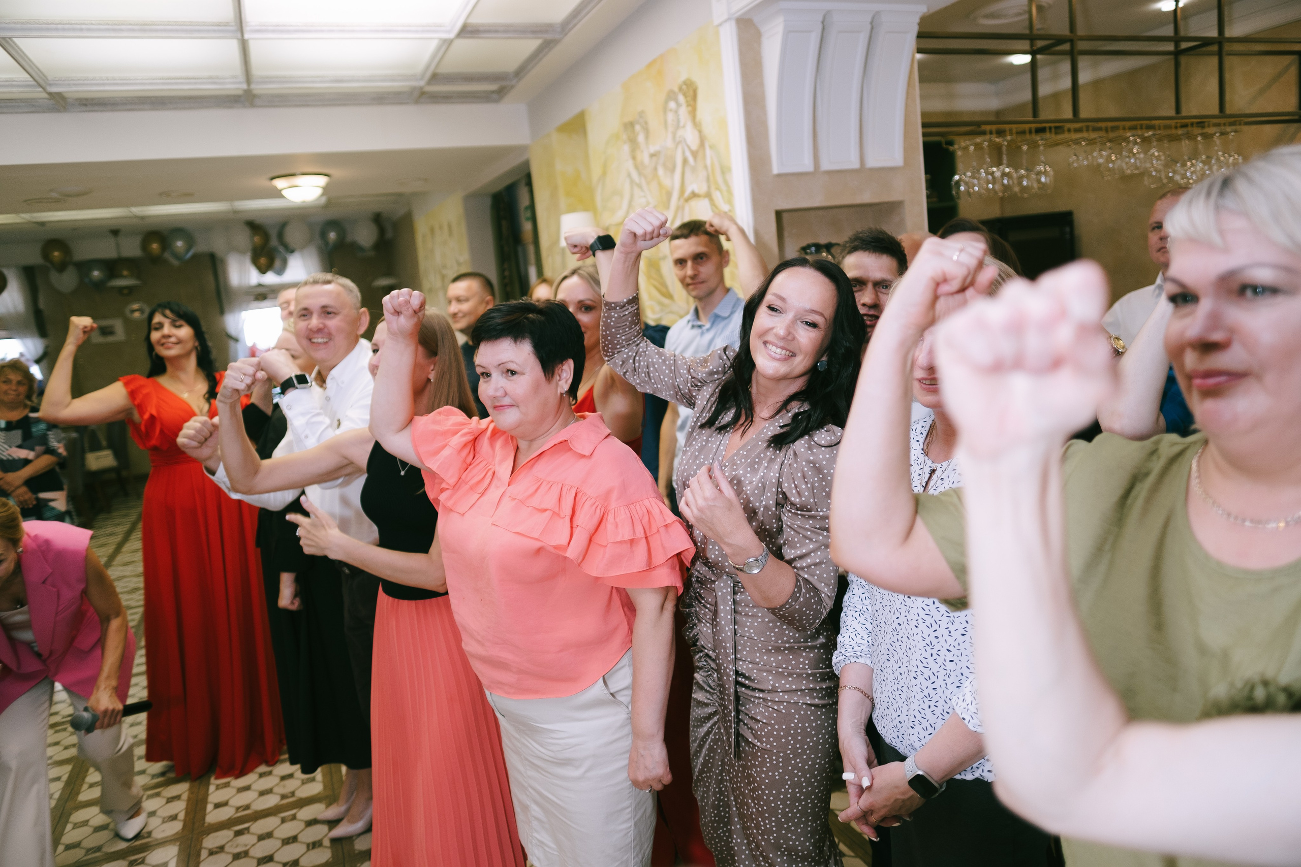 Выпускной школа 33. Свадебный и репортажной фотограф Денис Ожигин в Краснодаре и Краснодарском крае