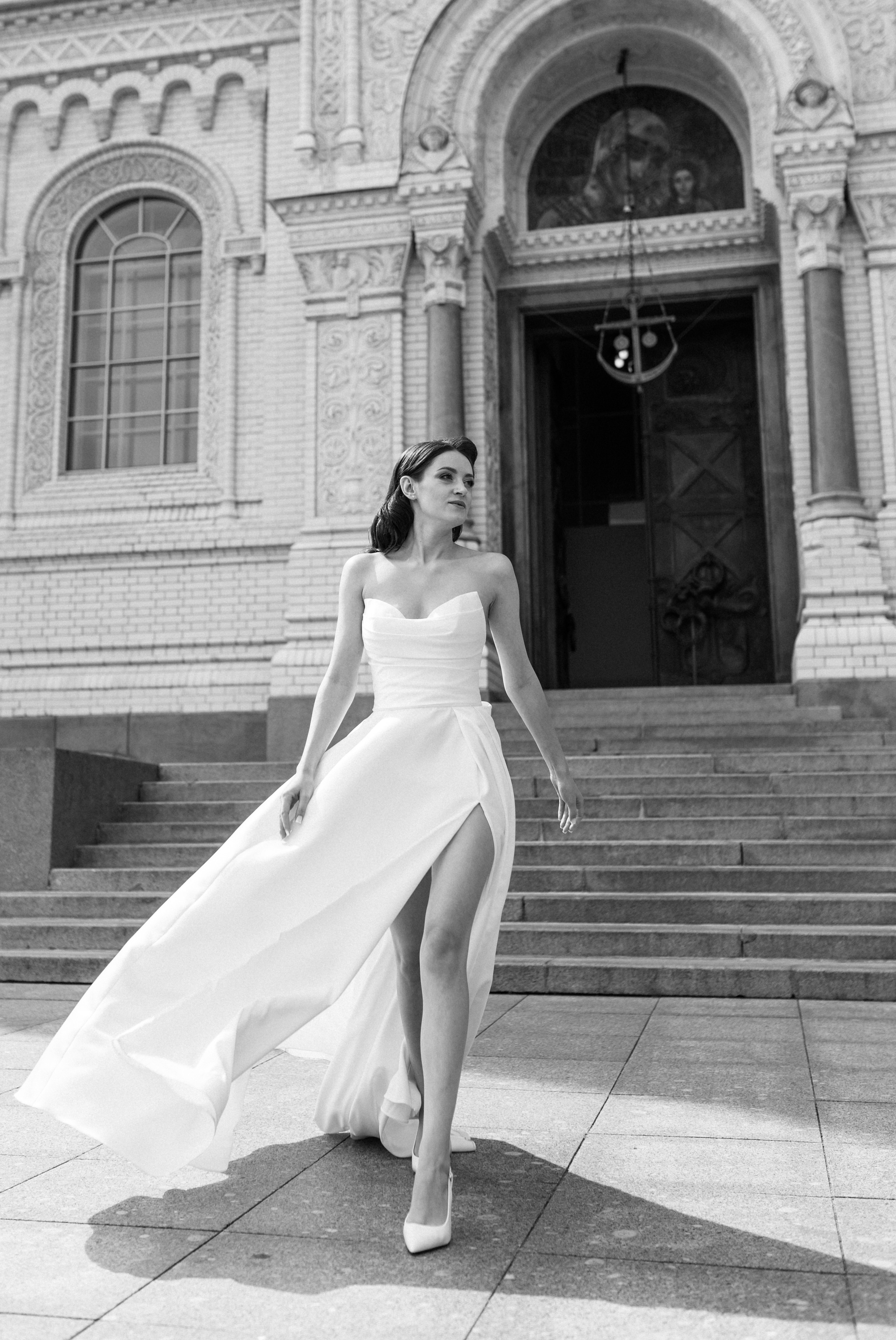 Прогулки во время свадебного банкета. Happiness is in the moments