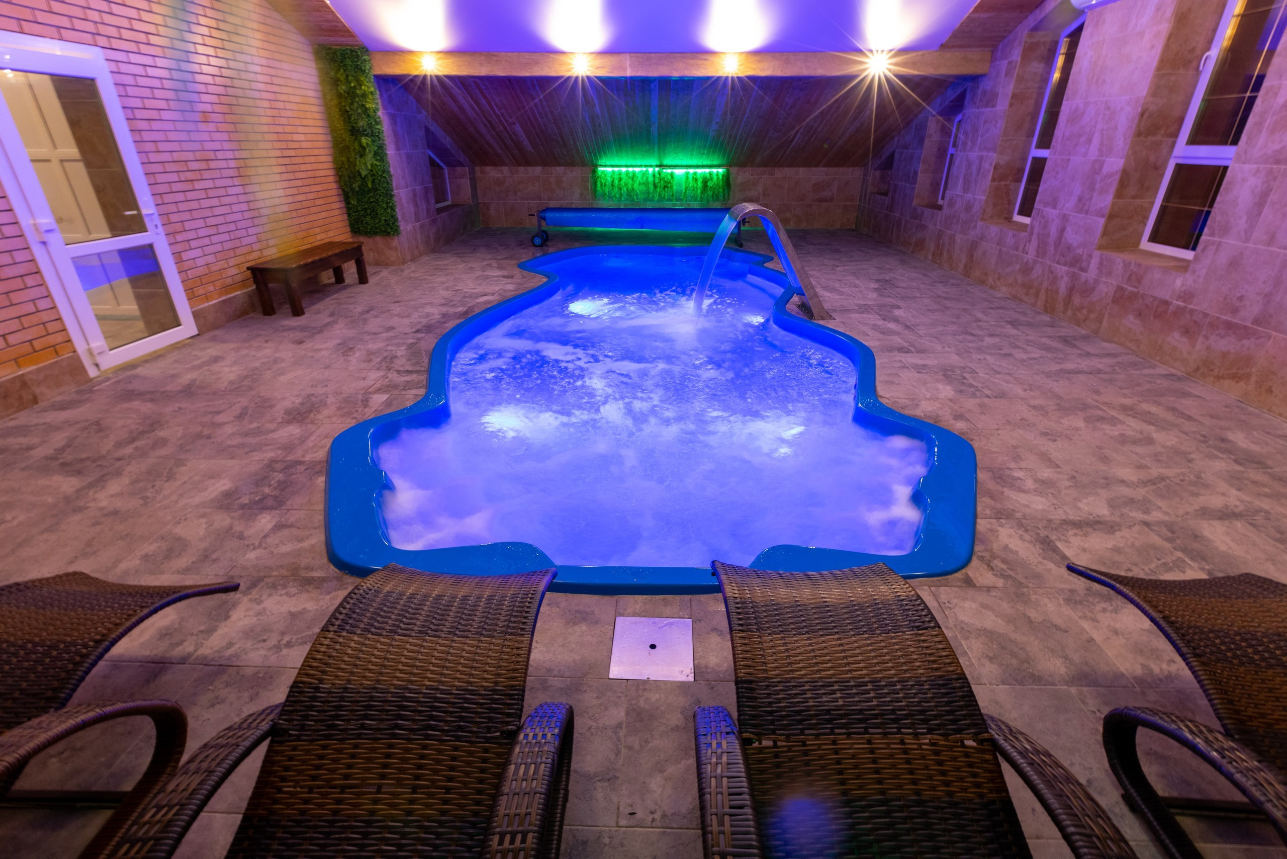 Большая Тросна вечером и новый бассейный комплекс. Фотограф в Туле Крупский АнДРей. Фотостудия «КАДР71» в Туле