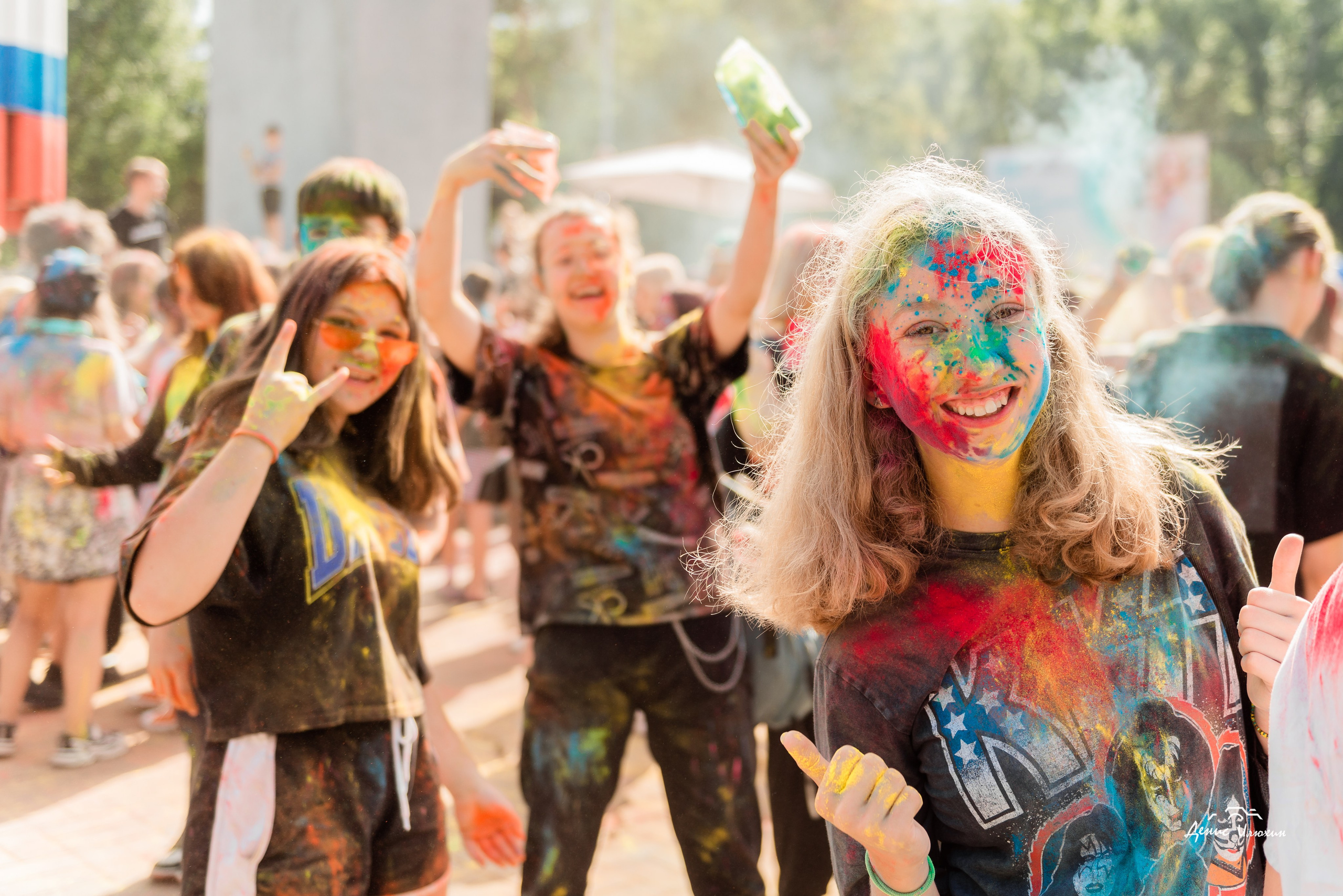 Краски Холи в Комсомольском Парке 2023. Детский фотограф, семейный фотограф и репортажи в Кемерово