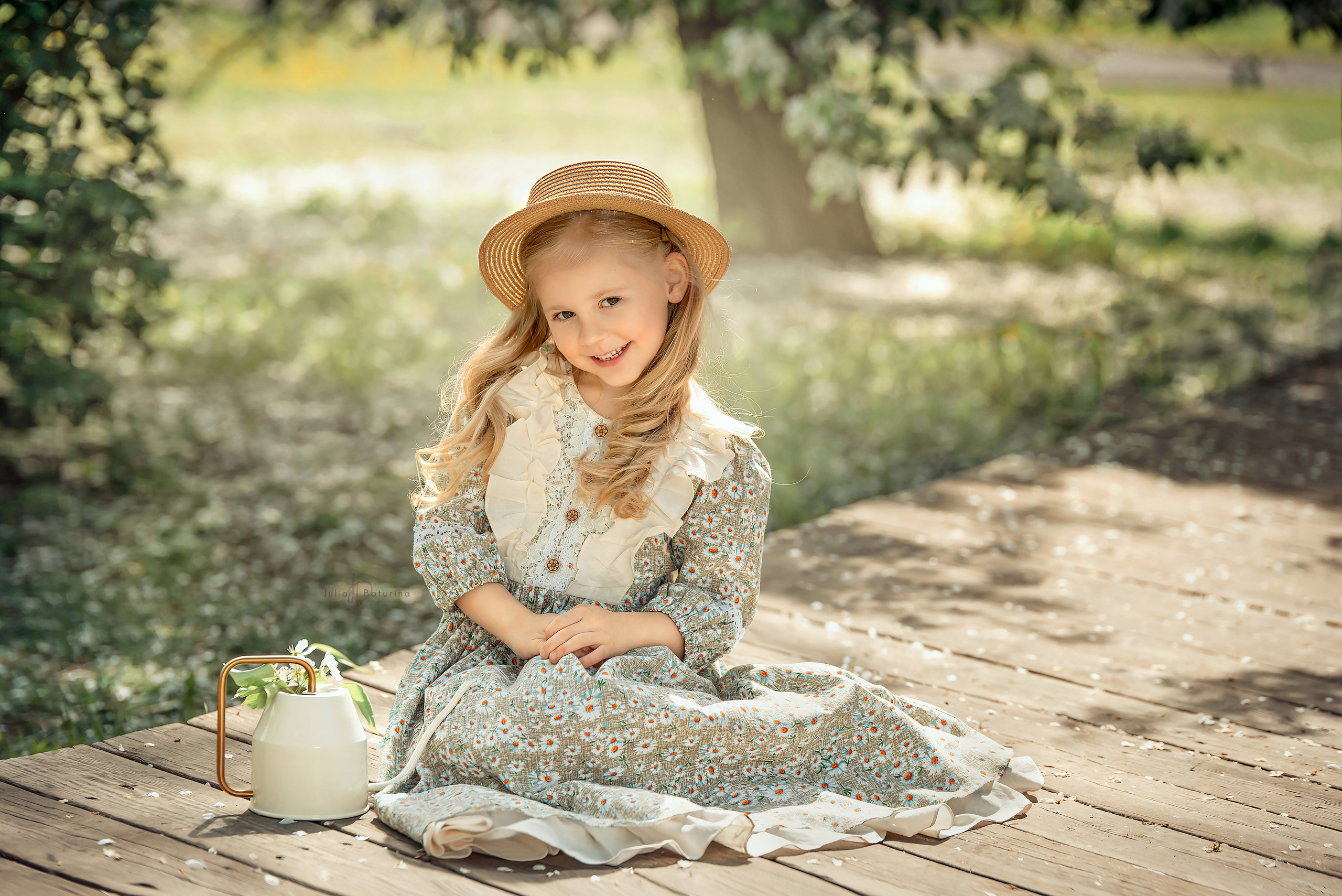 Весна Катюши и Ариши. Портретный Фотограф в Москве Юлия Батурина