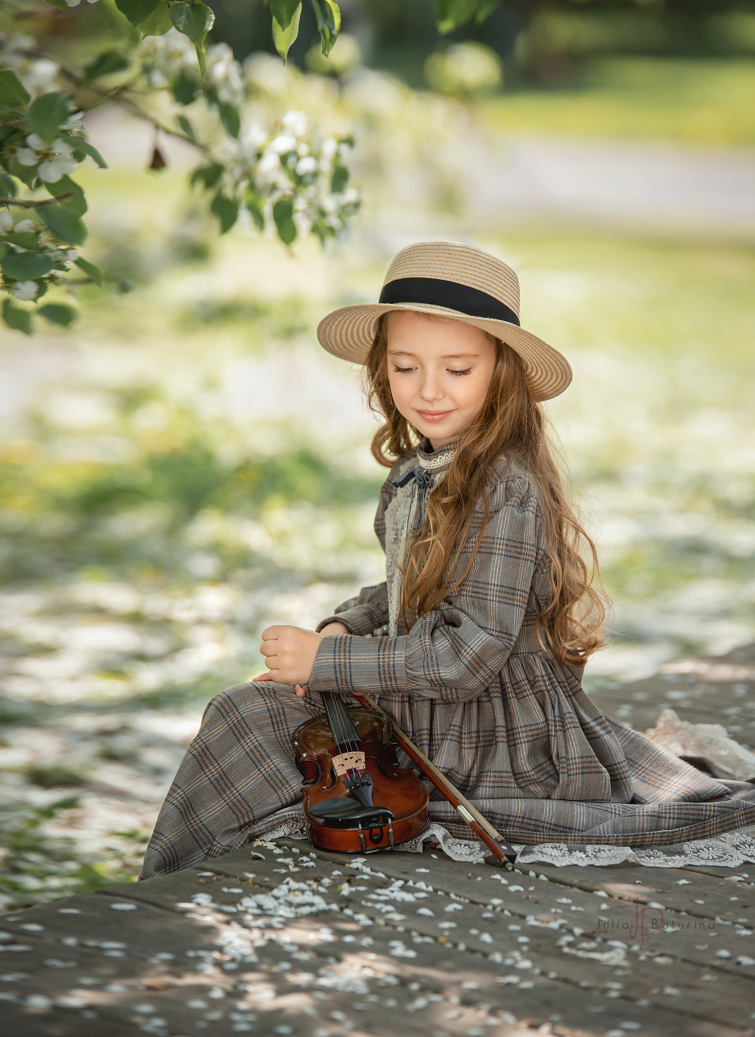 Весна Катюши и Ариши. Портретный Фотограф в Москве Юлия Батурина