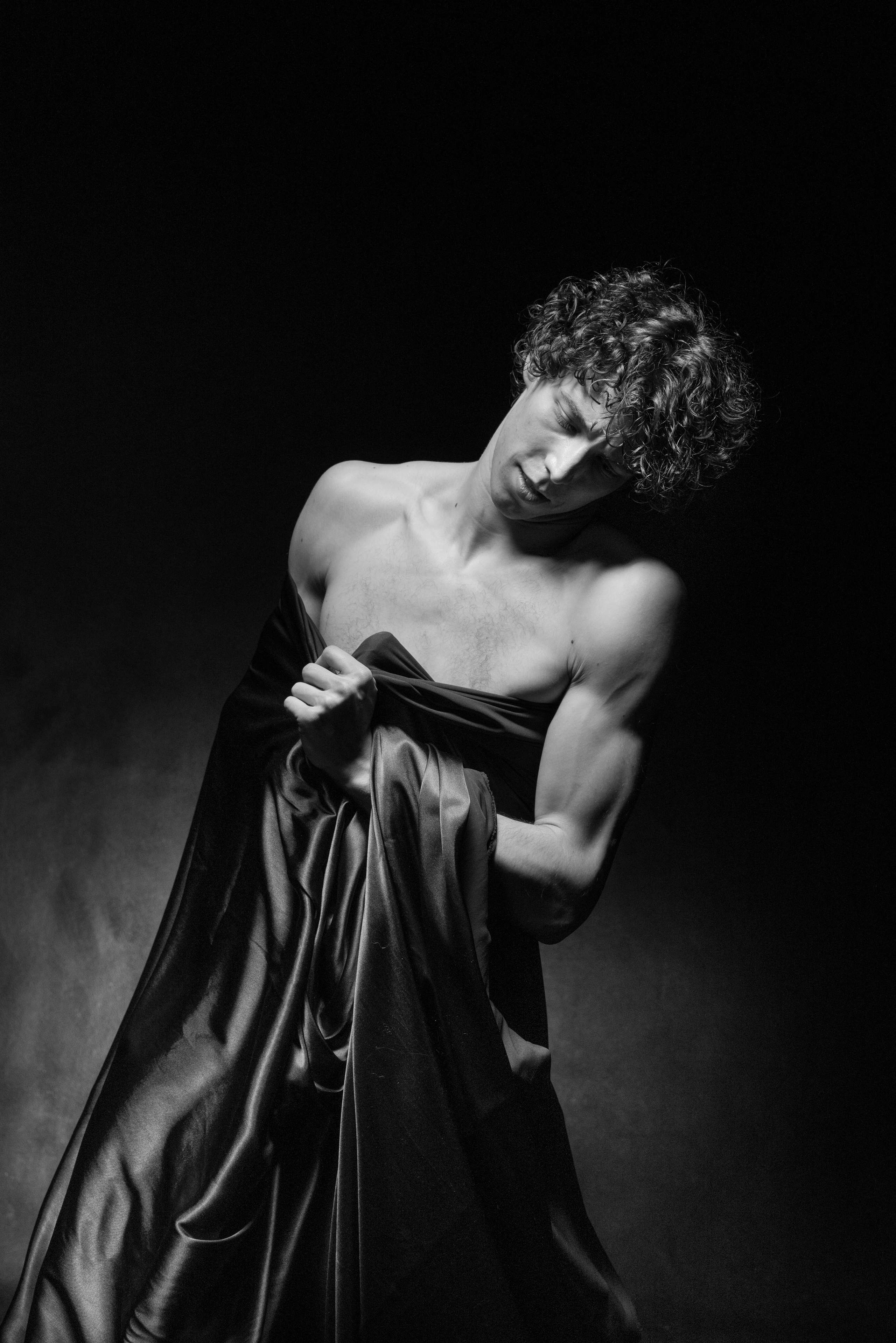 Портрет античный с тканью