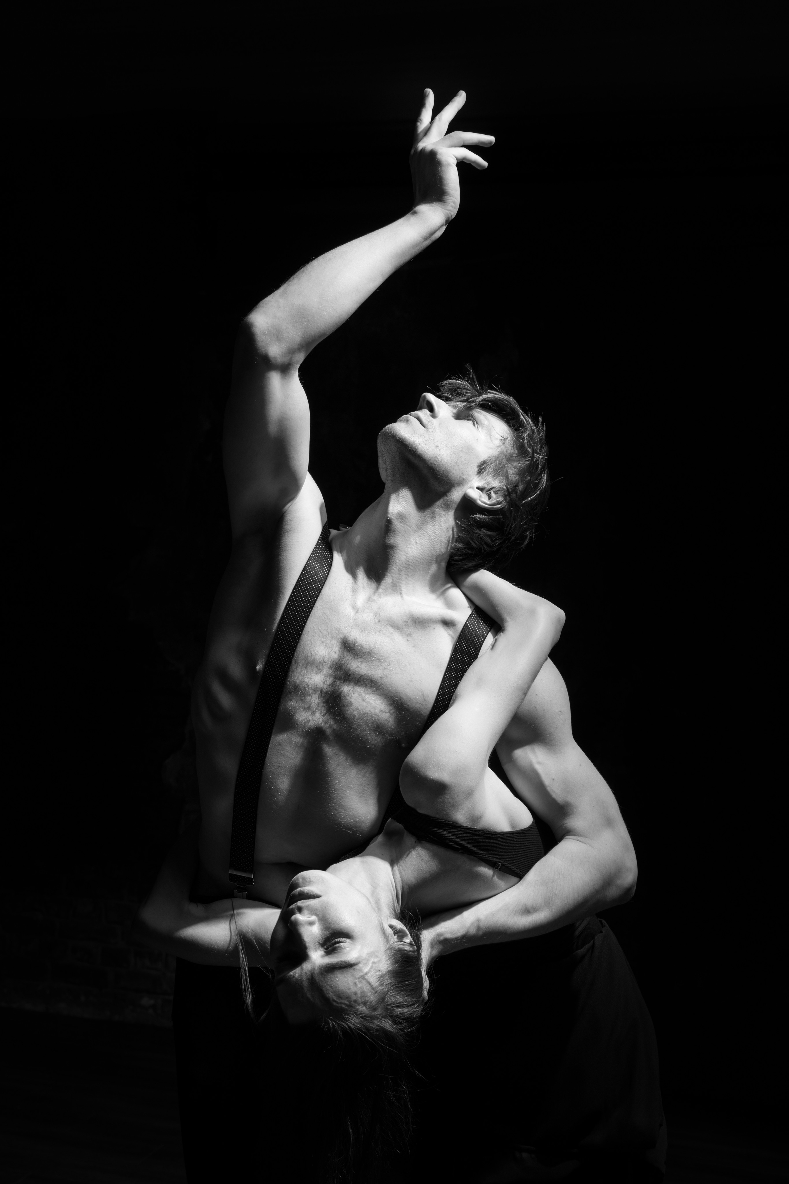 Драматичная фотосессия love story