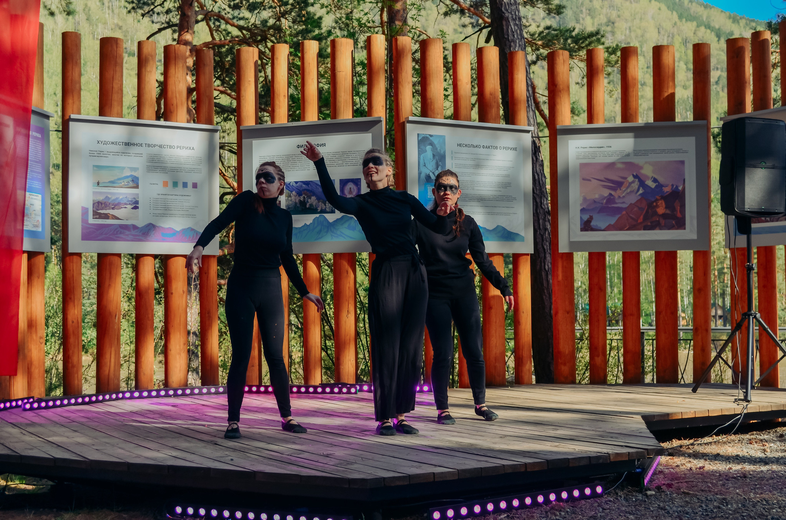 Фестиваль «Цветение Маральника на Алтае 2025». Фоторепортаж. Денисова Аля — фотограф для парных съемок и индивидуальных историй в Барнауле