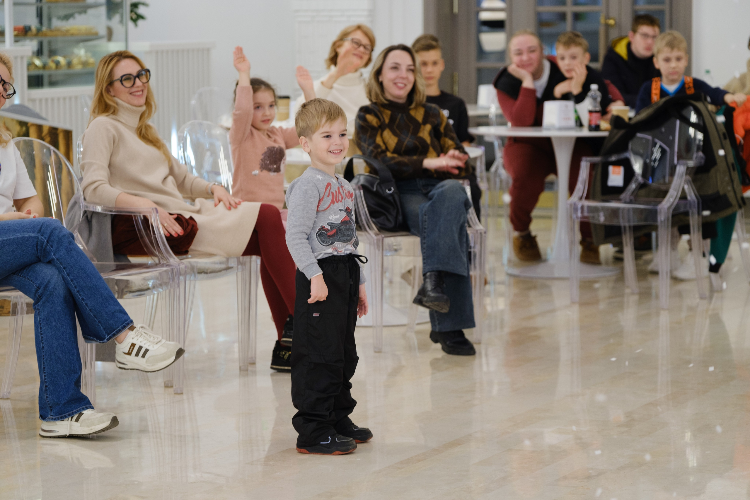 Новогодний репортаж из парка «Новый Херсонес» | Фотограф Илья Желдак. Профессиональная фотосъемка в Крыму. Натуральные эмоции и живые кадры. Забронируйте дату прямо сейчас!