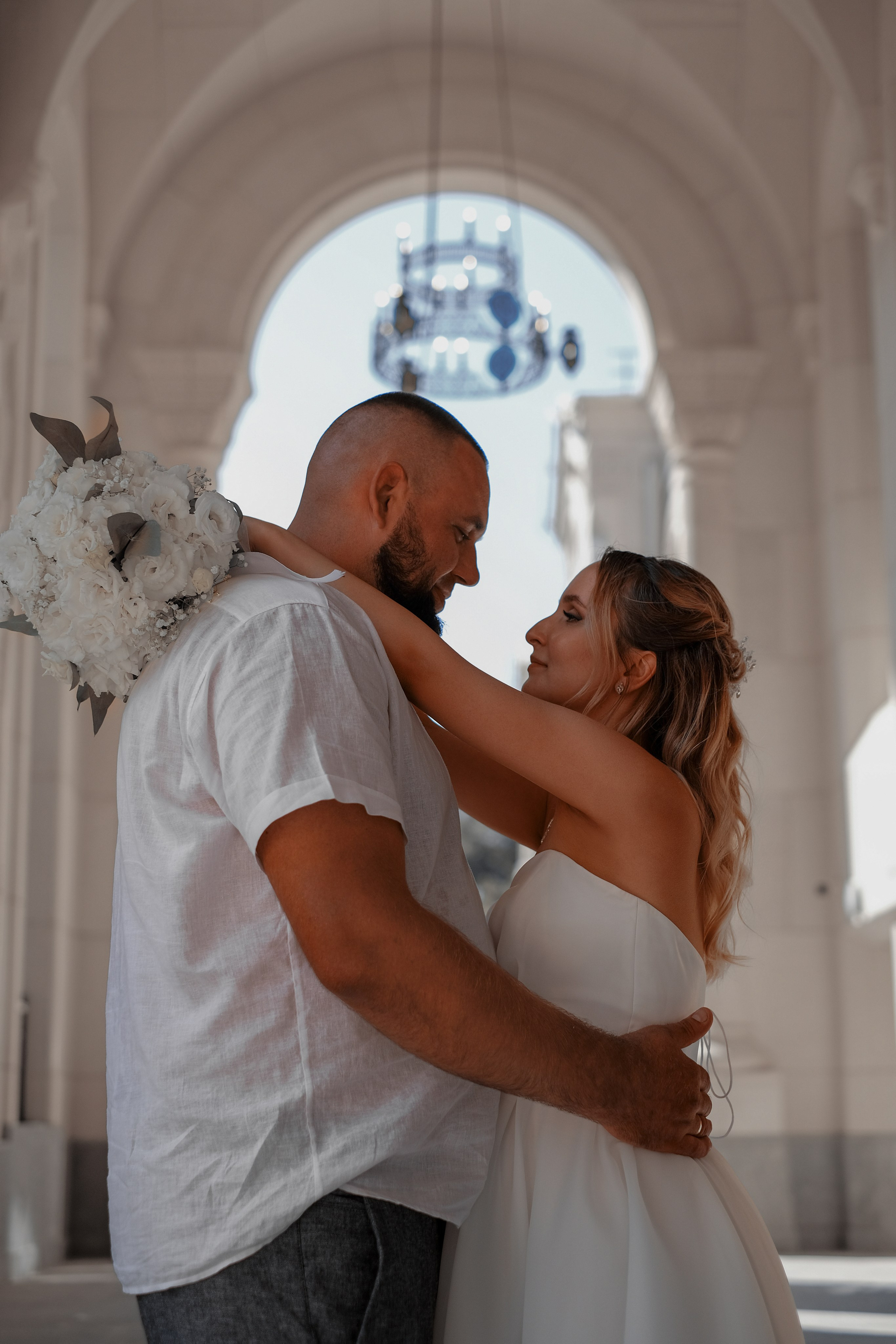 Свадебная фотосессия в Новом Херсонесе и Золотой балке. Профессиональная фотосъемка в Крыму. Натуральные эмоции и живые кадры. Забронируйте дату прямо сейчас!