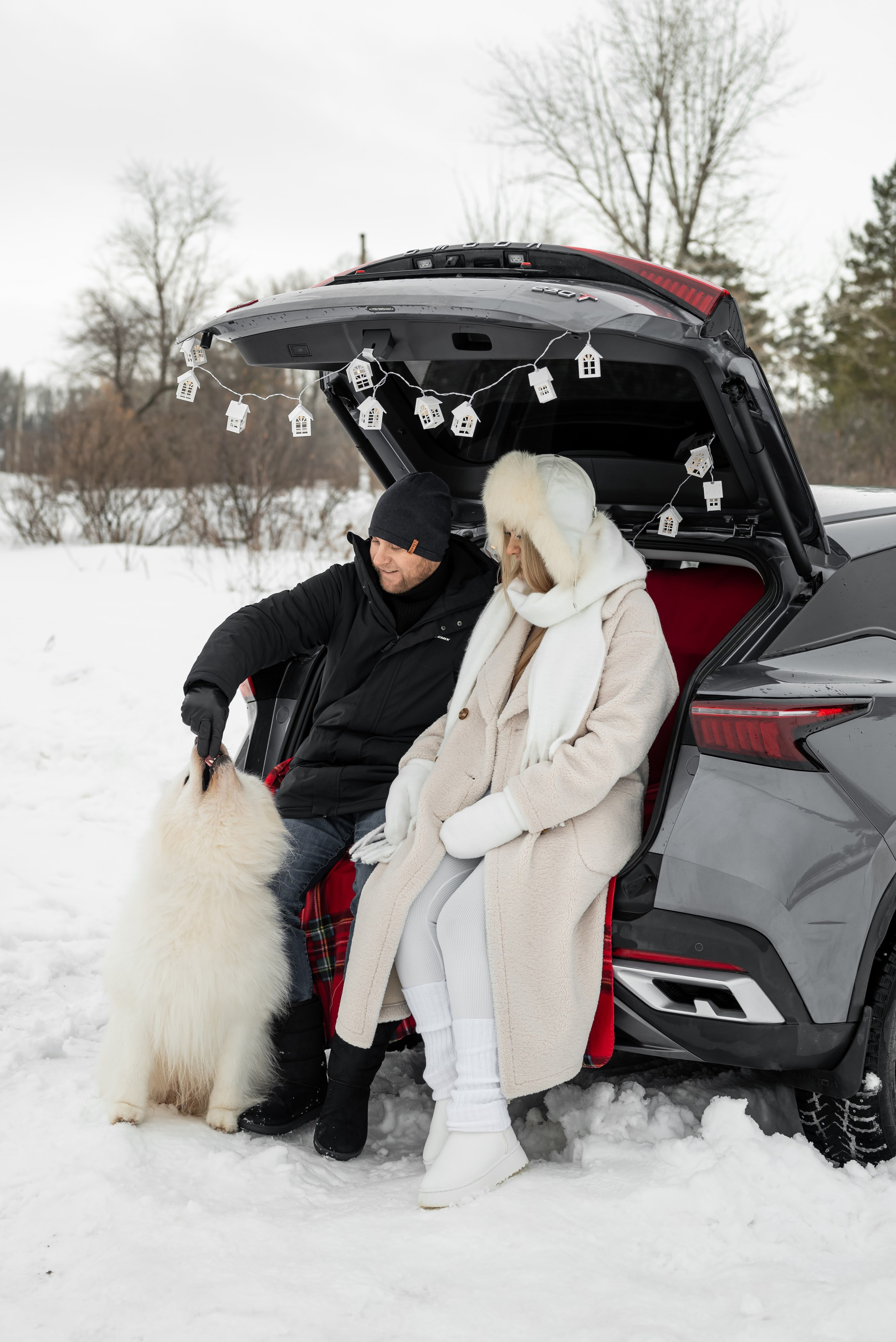 Фотопроект с Платоном и машиной на улице. Фотограф в городе Салават