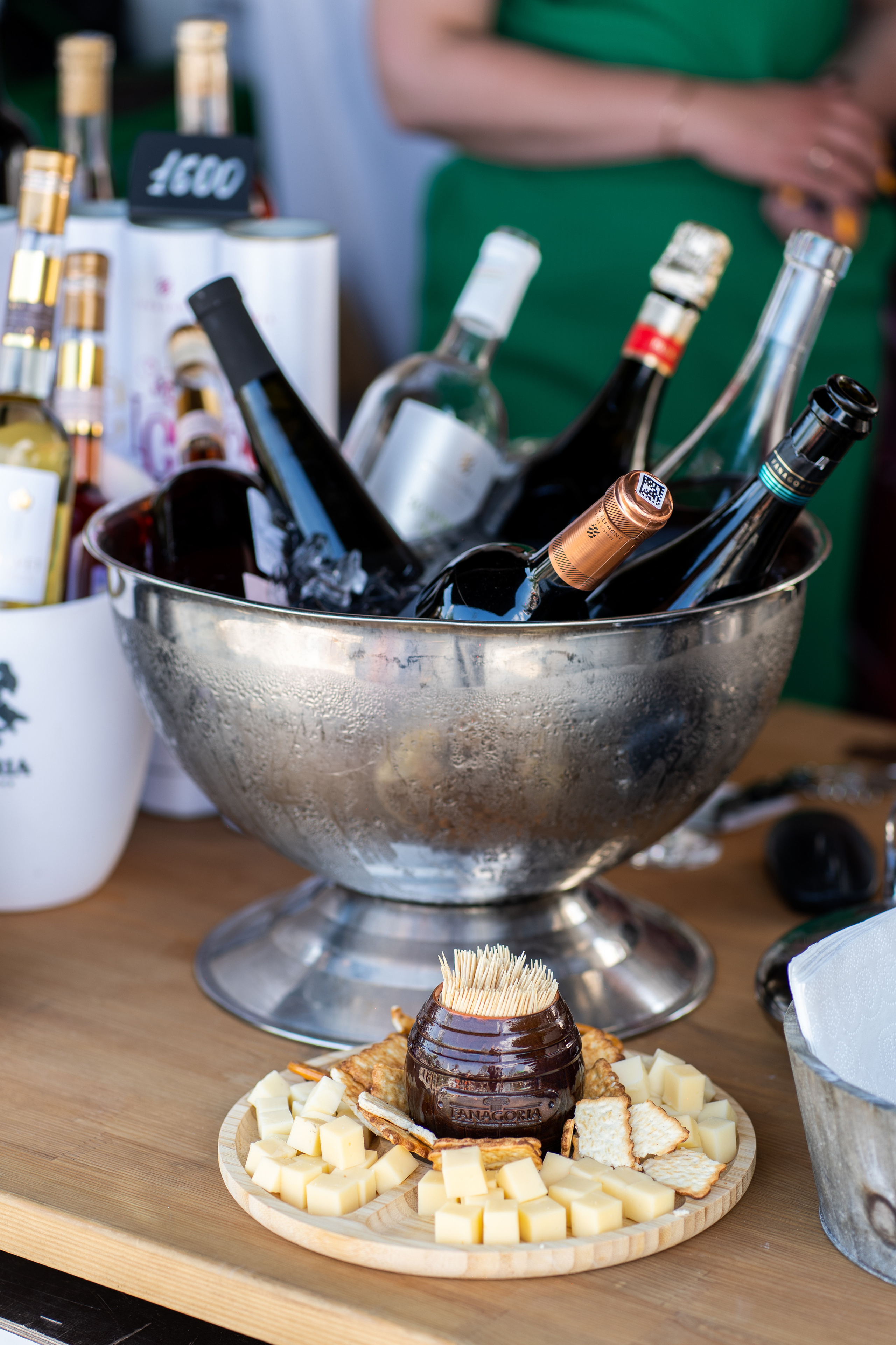 Репортажная фотосъёмка Винной ярмарки в Красногорске