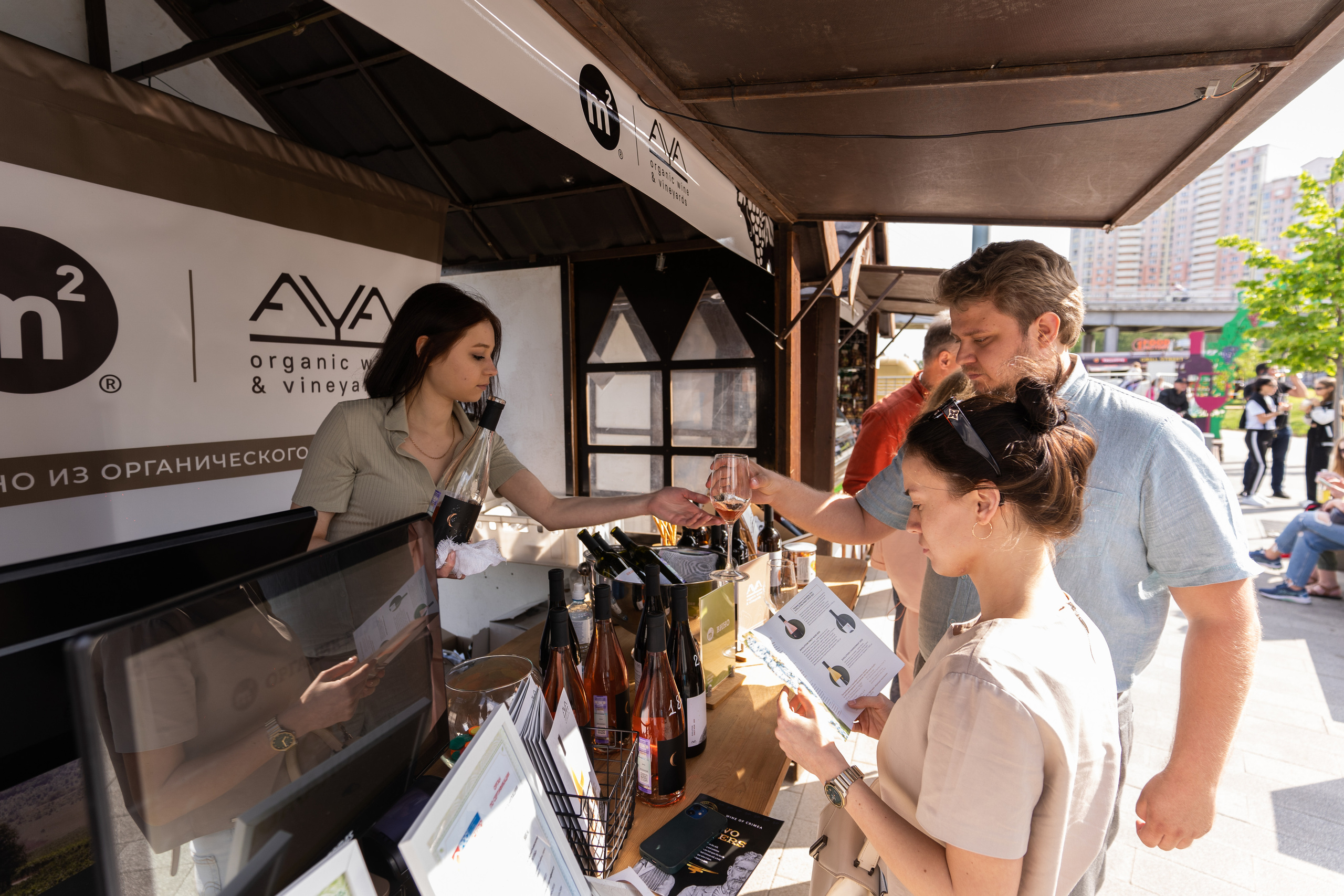 Репортажная фотосъёмка Винной ярмарки в Красногорске