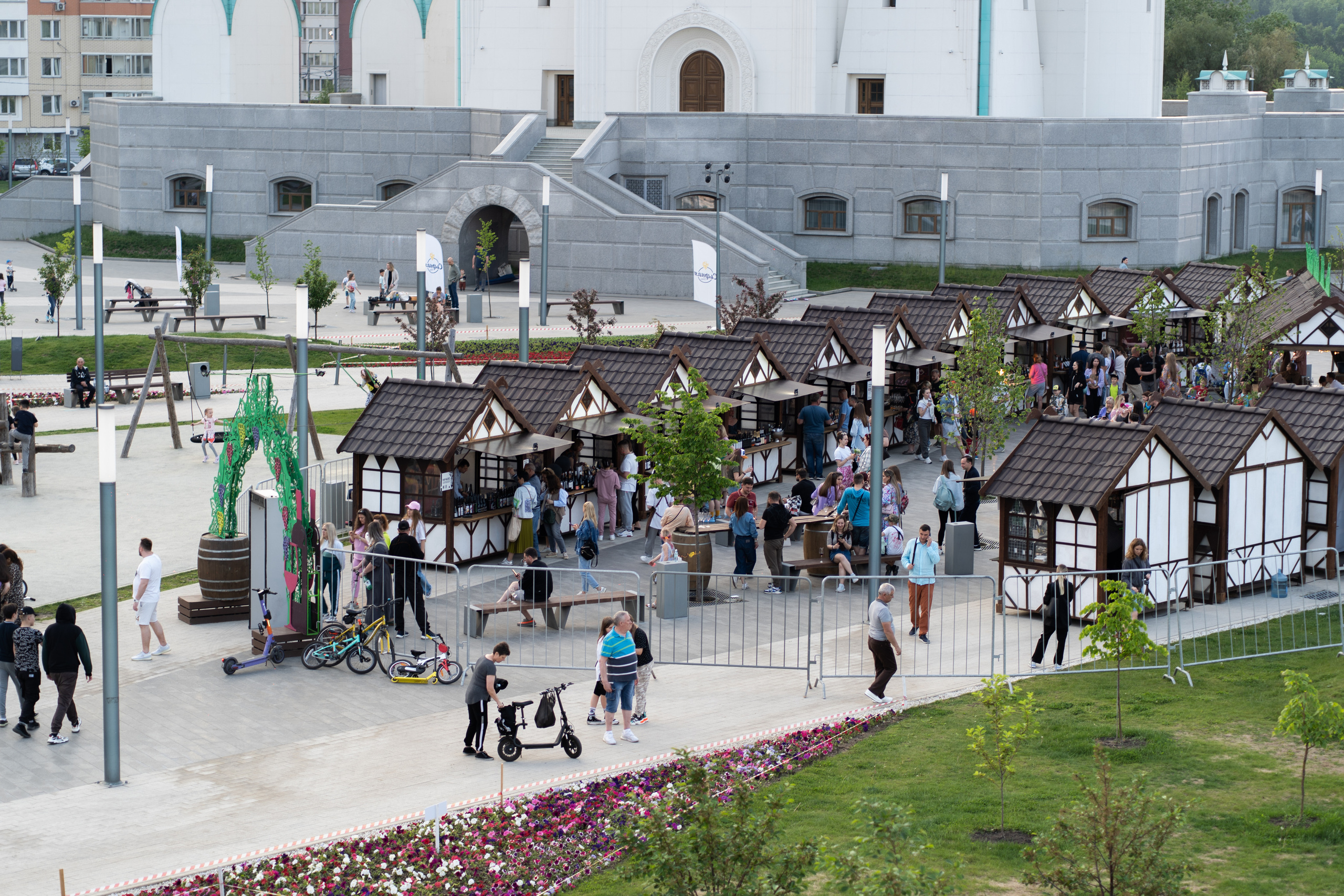 Репортажная фотосъёмка Винной ярмарки в Красногорске