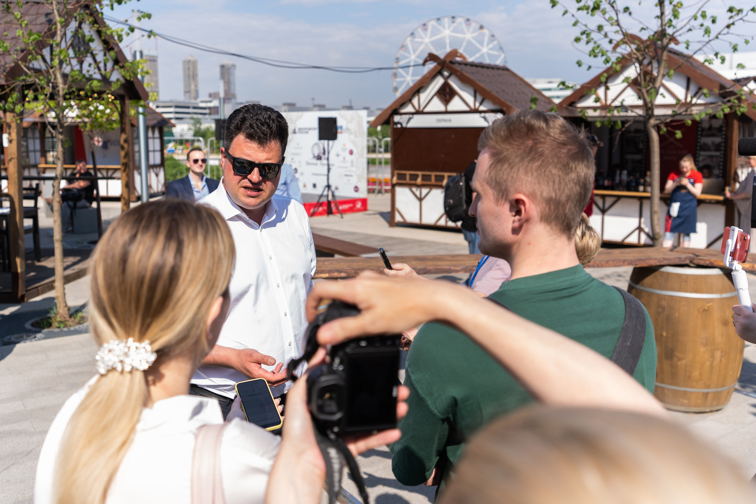 Репортажная фотосъёмка Винной ярмарки в Красногорске