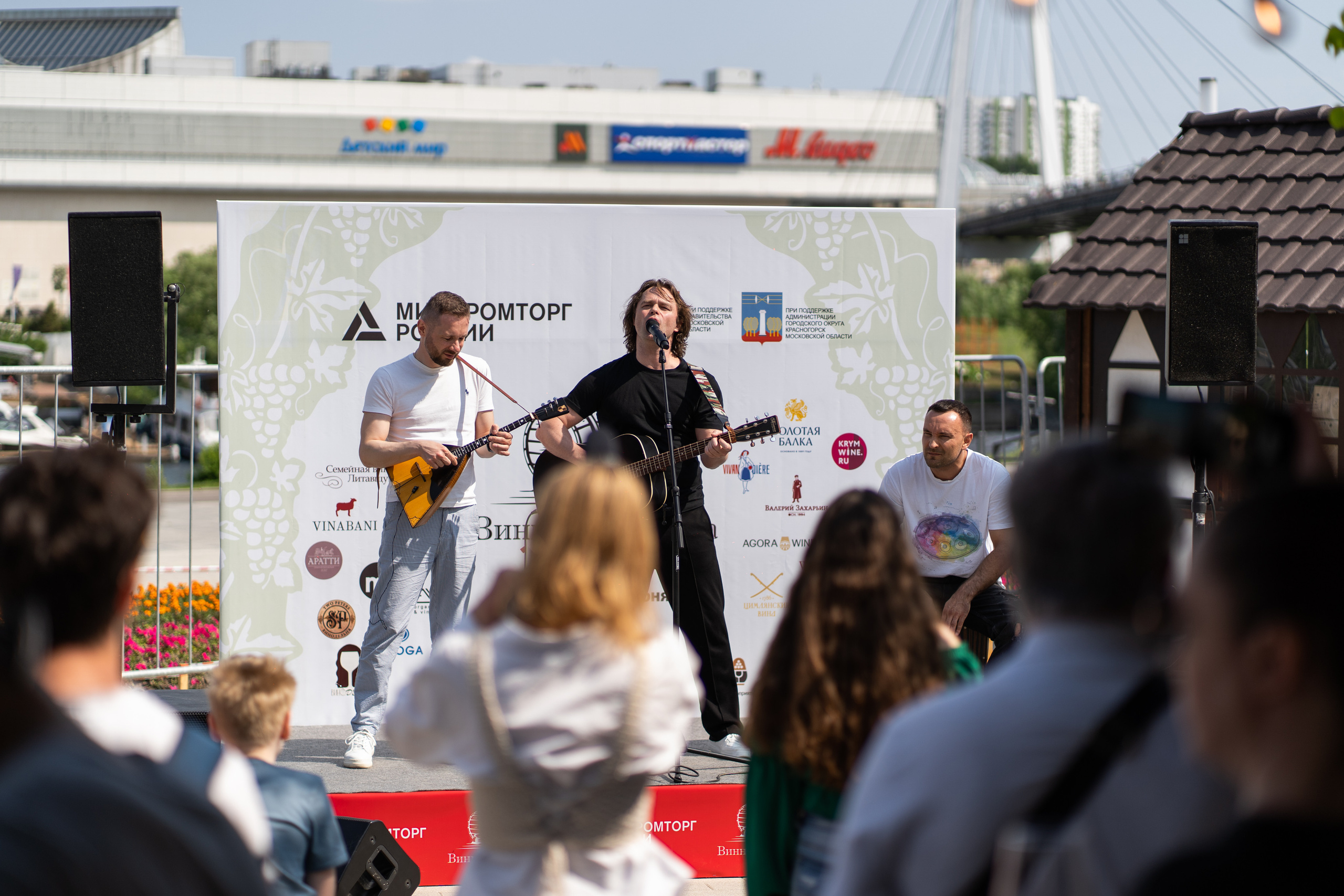 Репортажная фотосъёмка Винной ярмарки в Красногорске