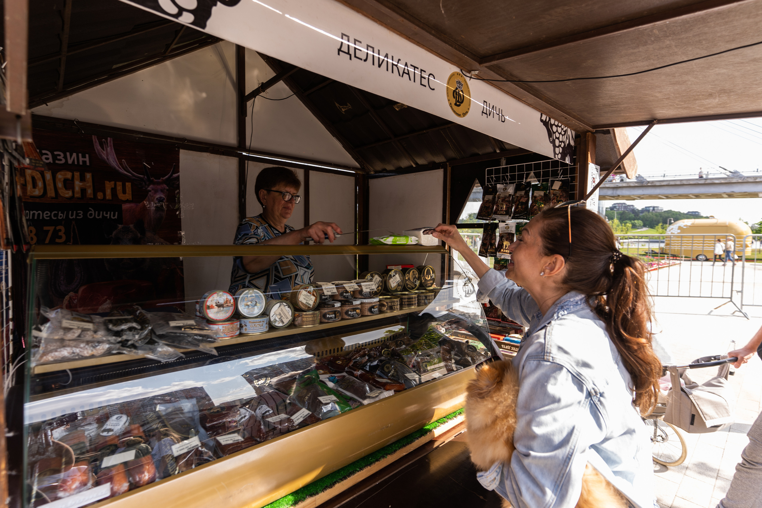 Репортажная фотосъёмка Винной ярмарки в Красногорске