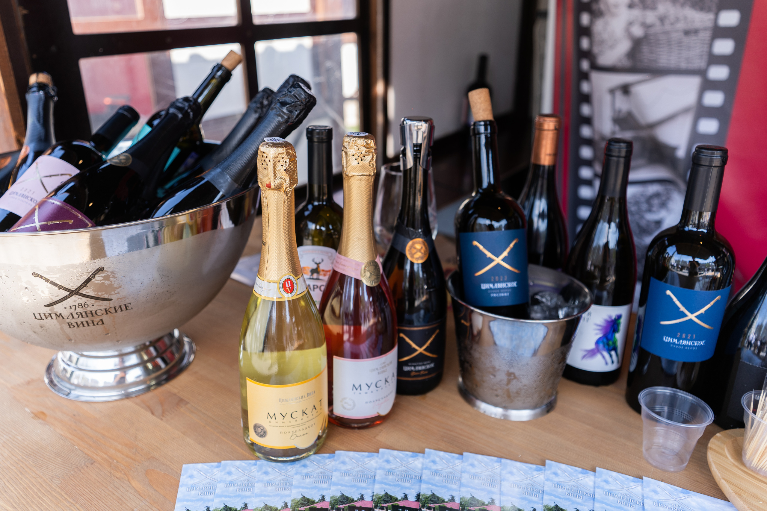 Репортажная фотосъёмка Винной ярмарки в Красногорске