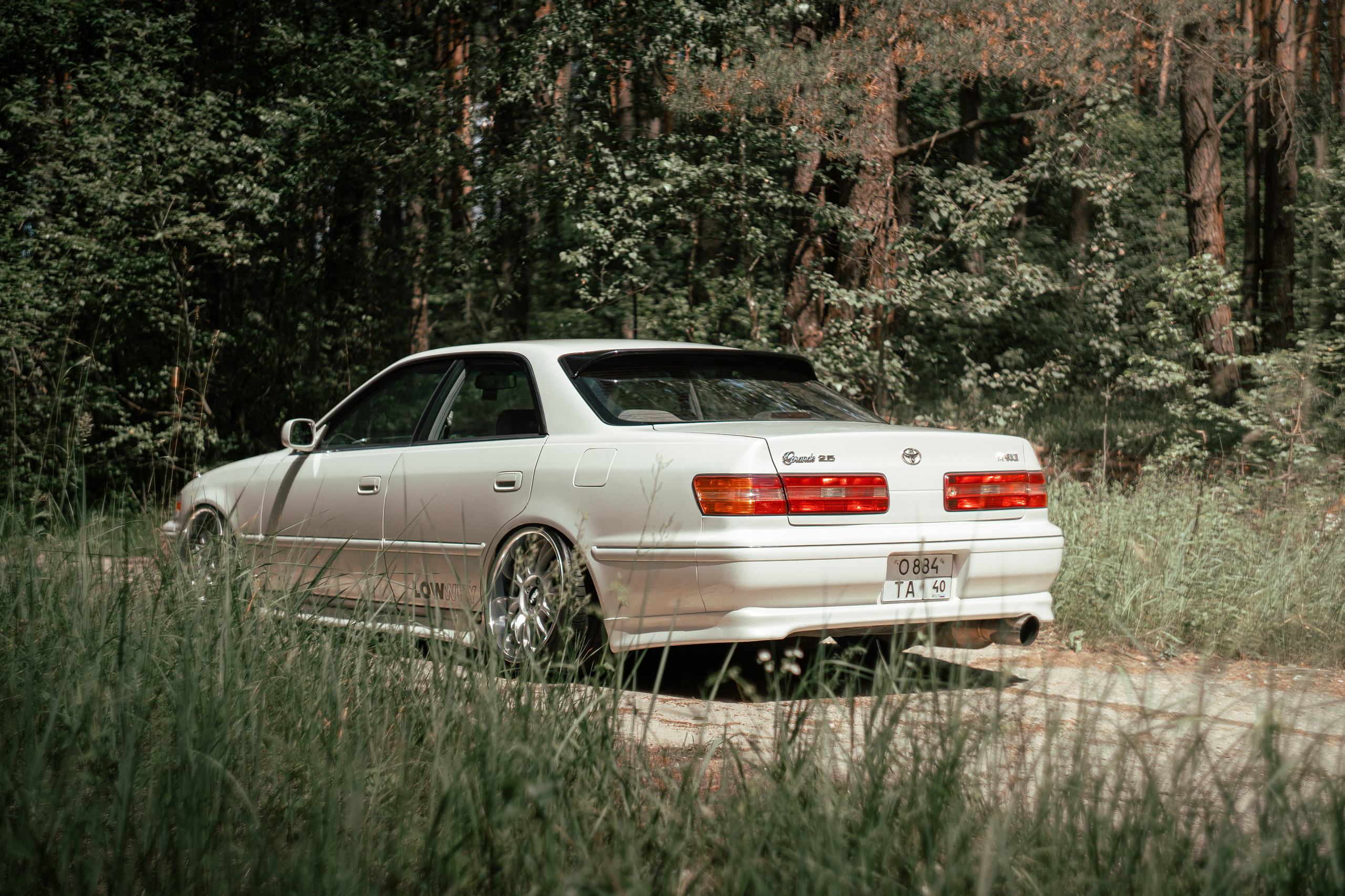 Автомобильная фото-сессия Toyota Mark II в Калуге