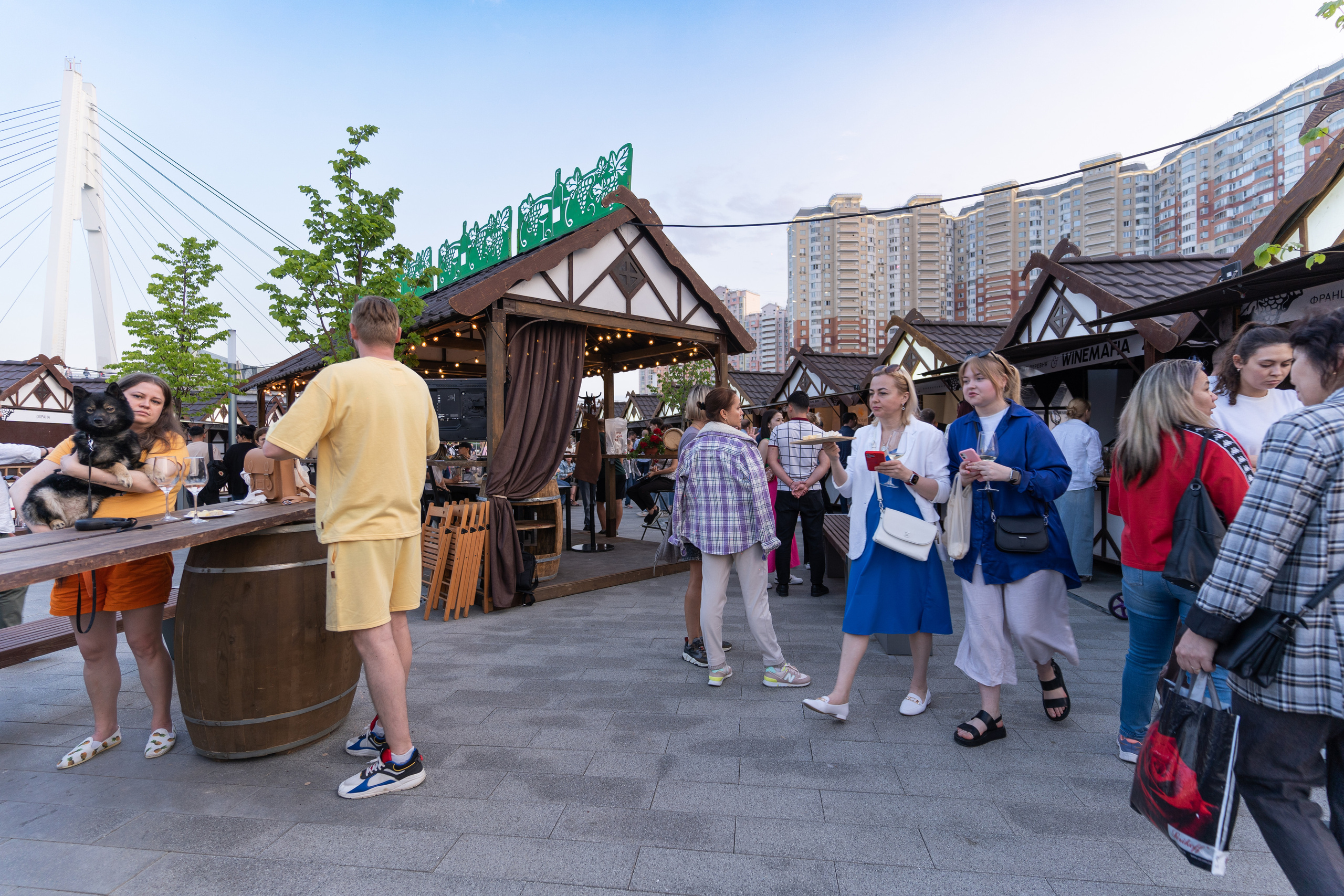 Репортажная фотосъёмка Винной ярмарки в Красногорске