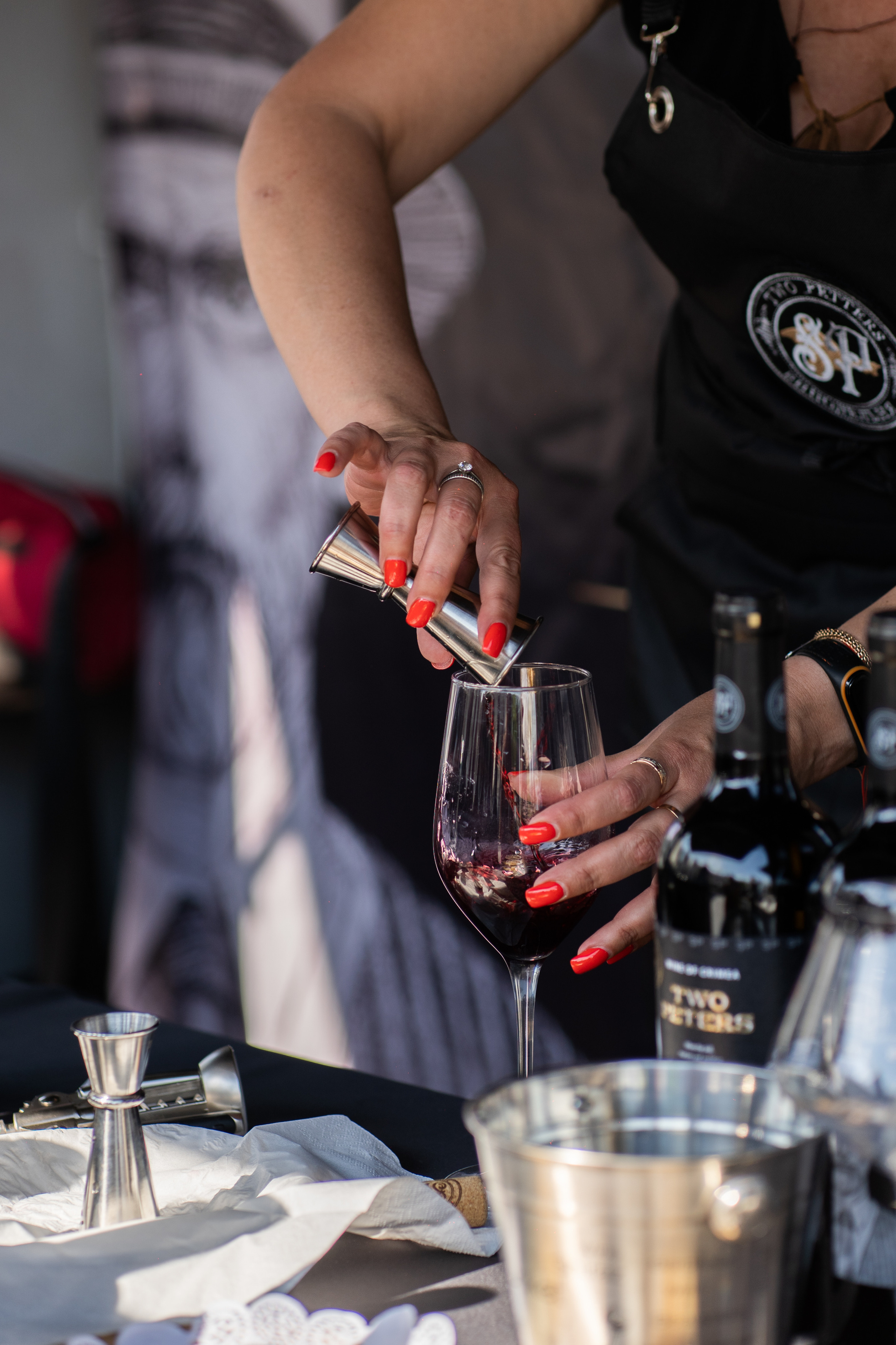 Репортажная фотосъёмка Винной ярмарки в Красногорске