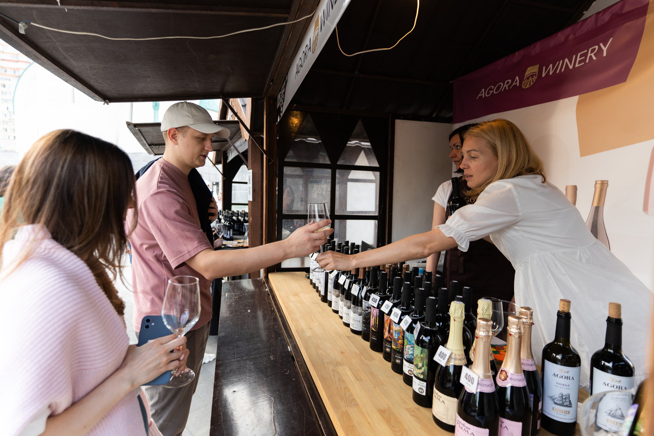 Репортажная фотосъёмка Винной ярмарки в Красногорске