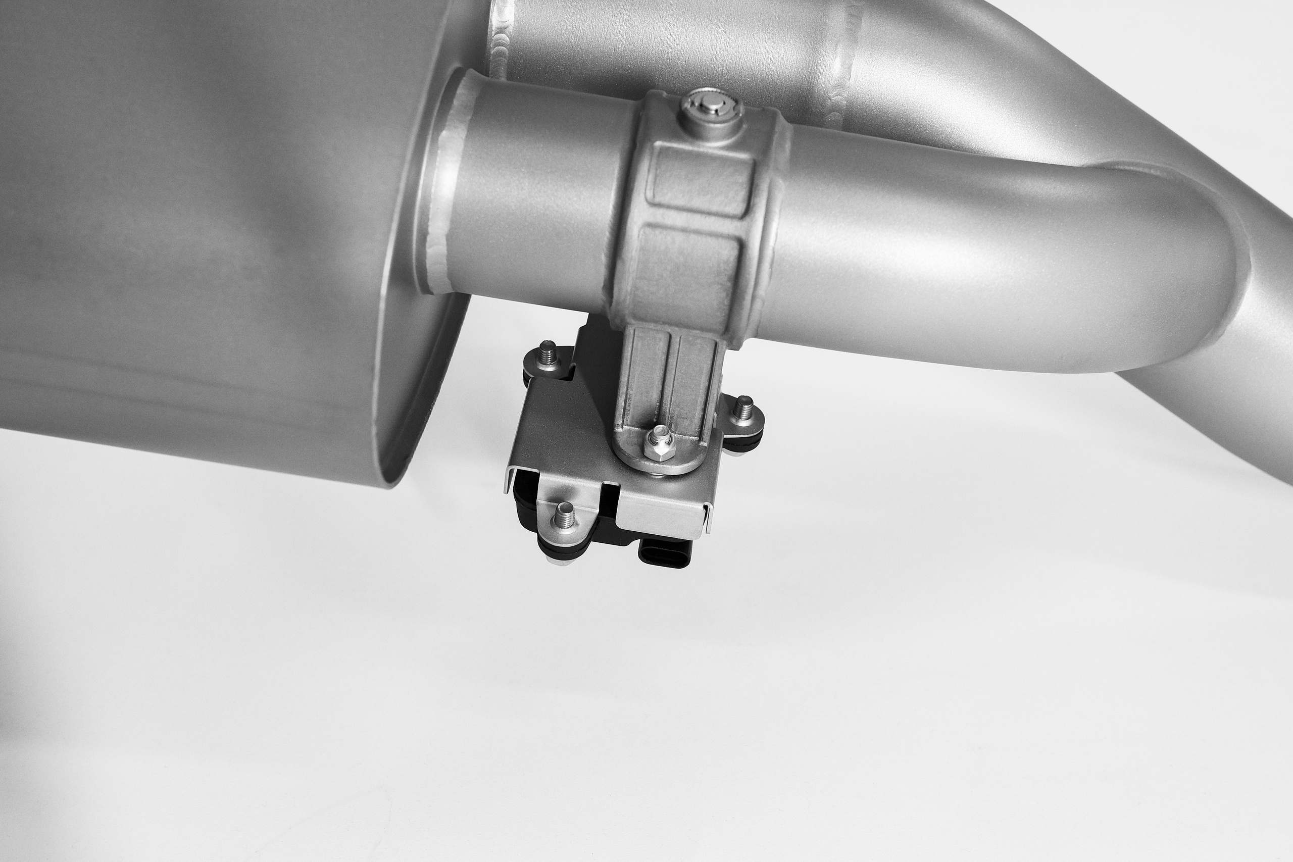 Предметная фотосъёмка для Deikin Exhaust в Калуге