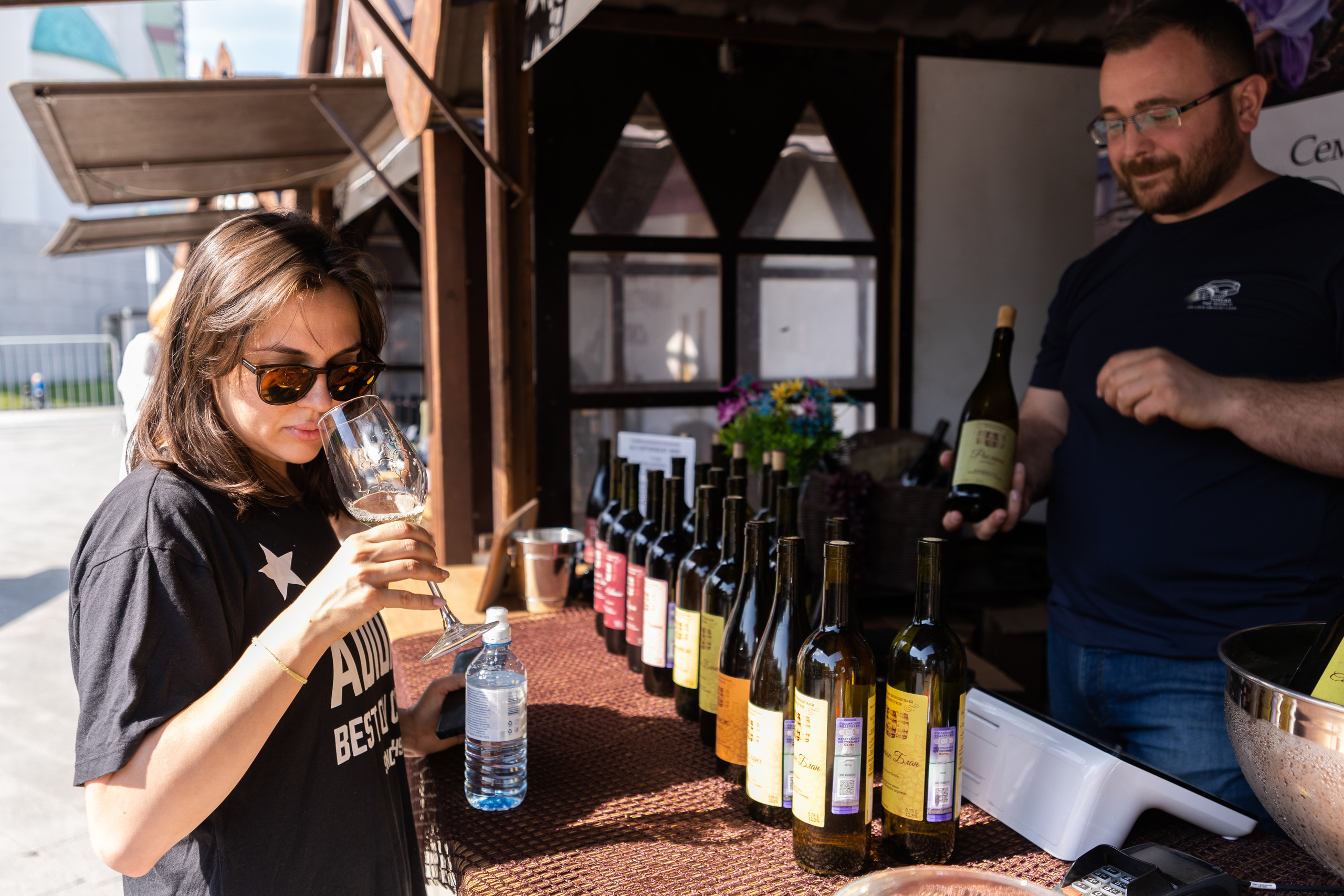 Репортажная фотосъёмка Винной ярмарки в Красногорске