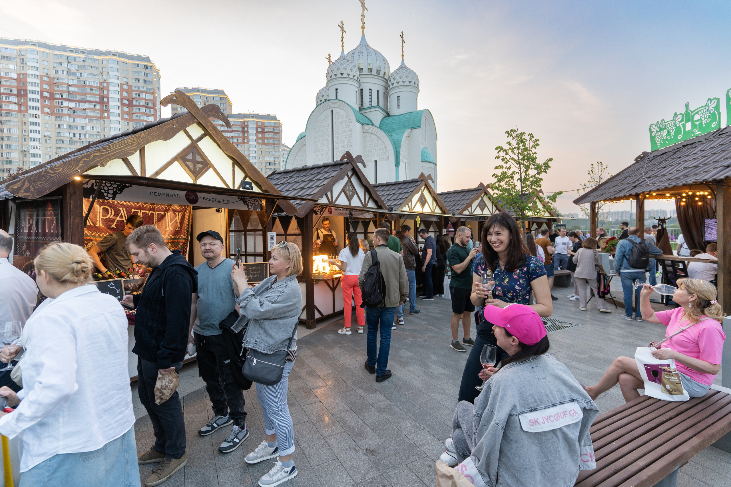 Репортажная фотосъёмка Винной ярмарки в Красногорске