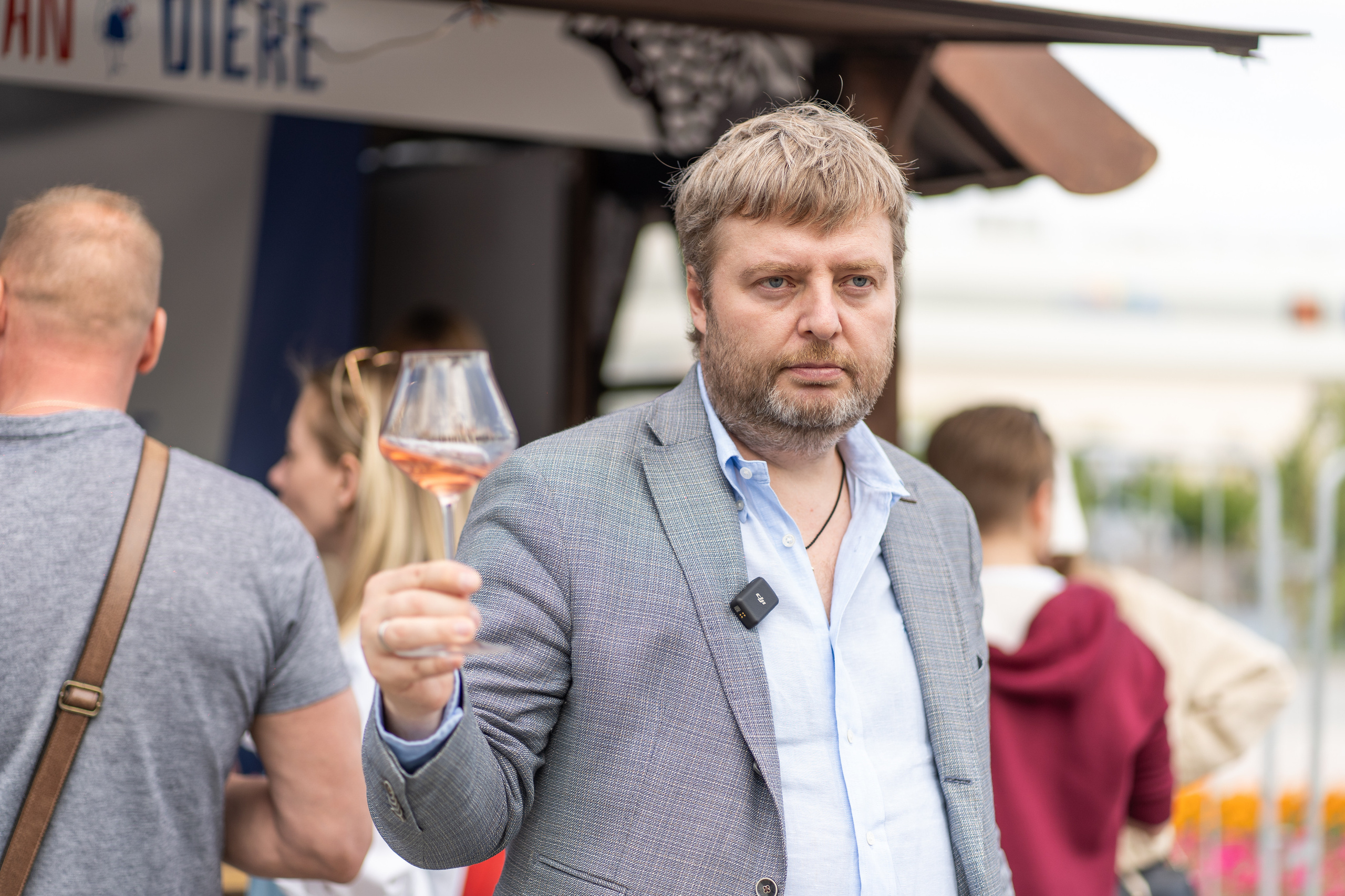 Репортажная фотосъёмка Винной ярмарки в Красногорске