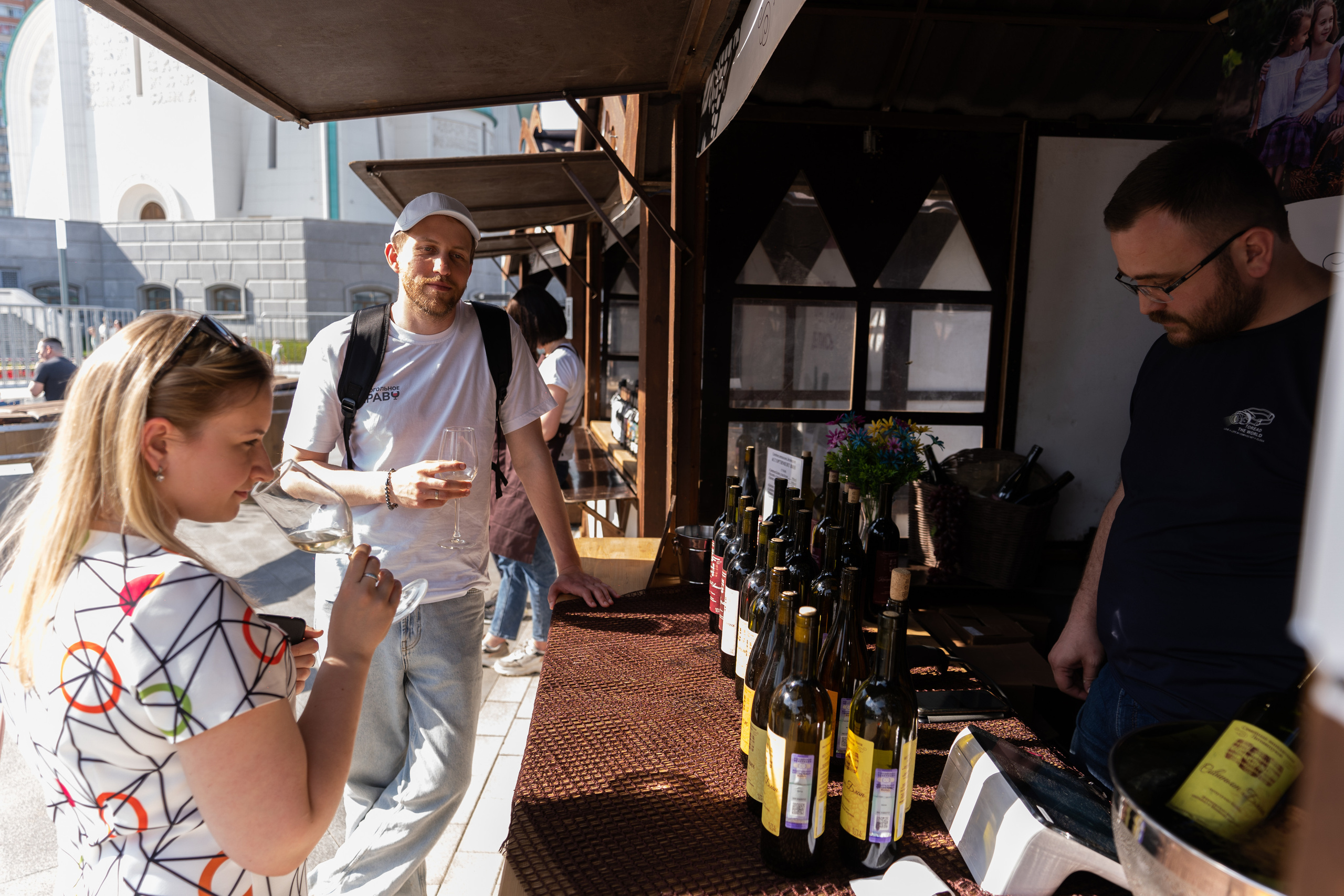 Репортажная фотосъёмка Винной ярмарки в Красногорске