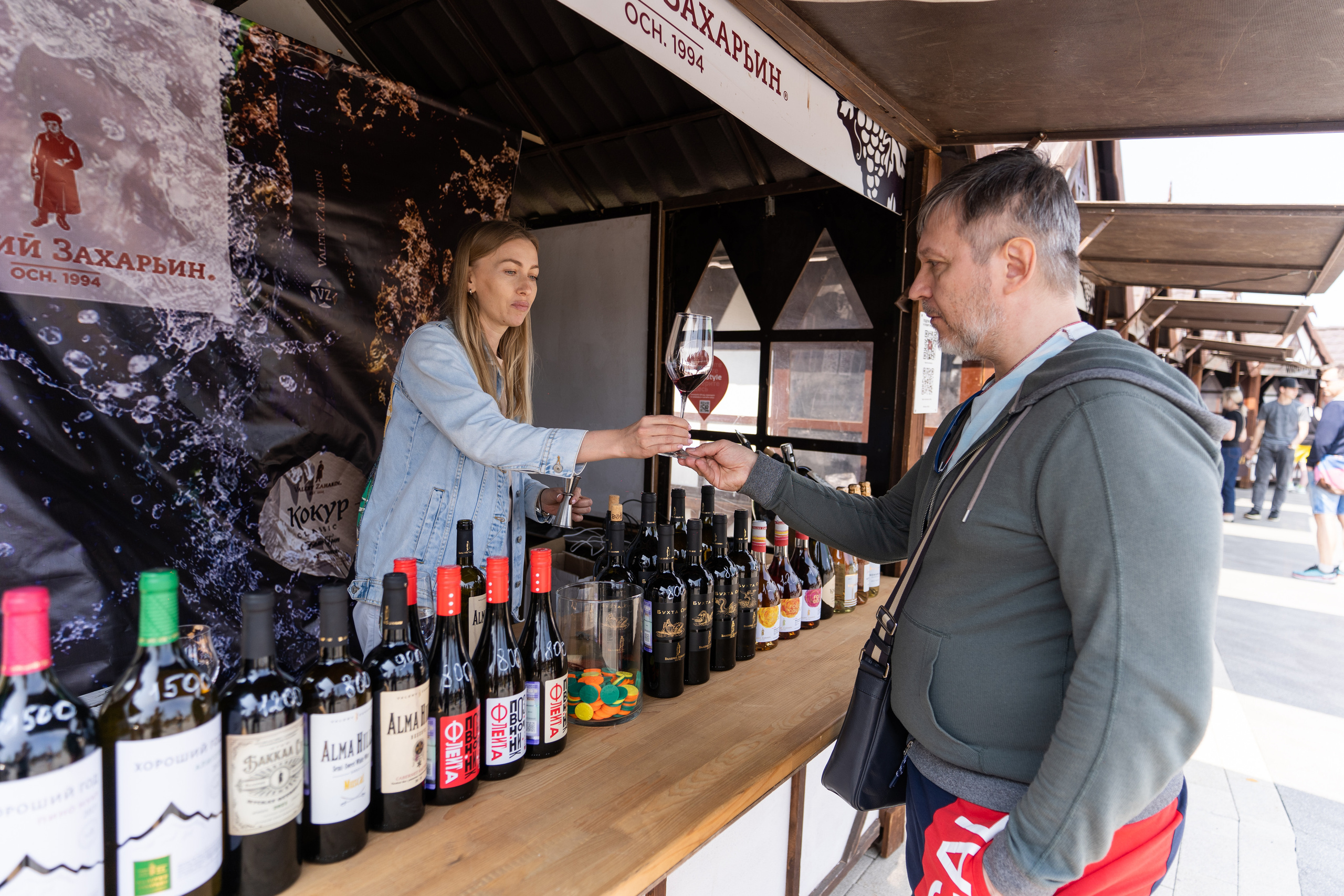 Репортажная фотосъёмка Винной ярмарки в Красногорске