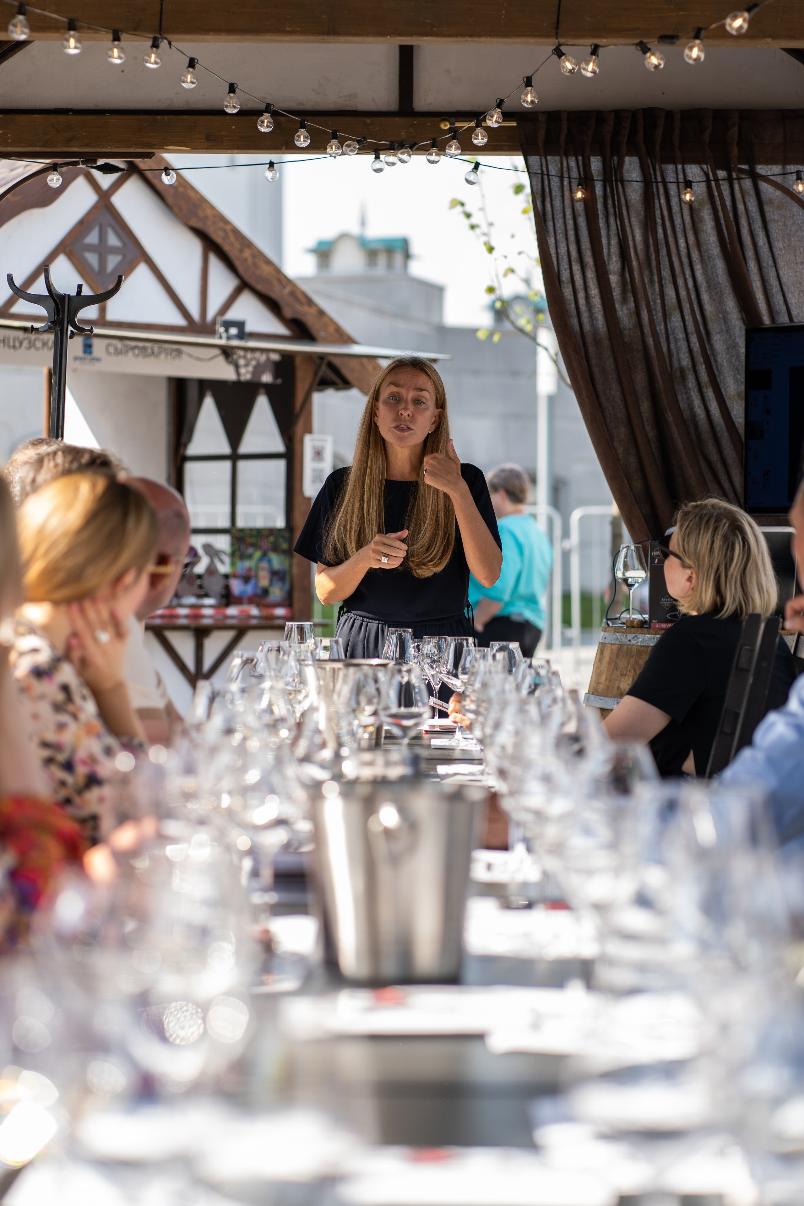 Репортажная фотосъёмка Винной ярмарки в Красногорске