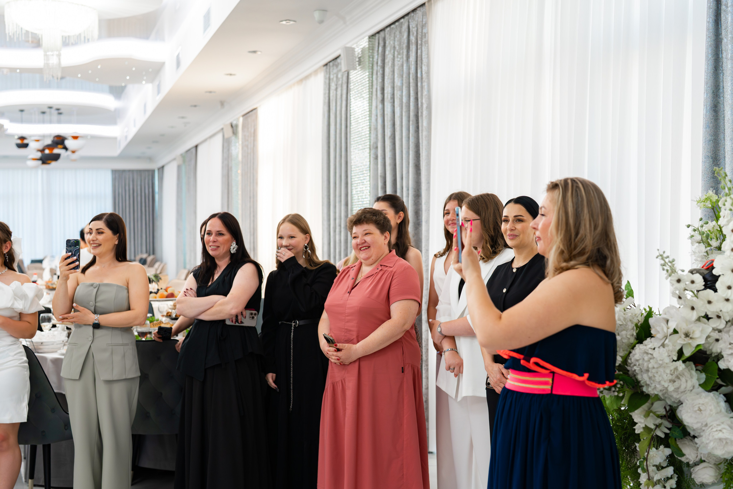 Школьный бал. Фотограф видеограф Геннадий Янбаев в Сочи, Краснодаре