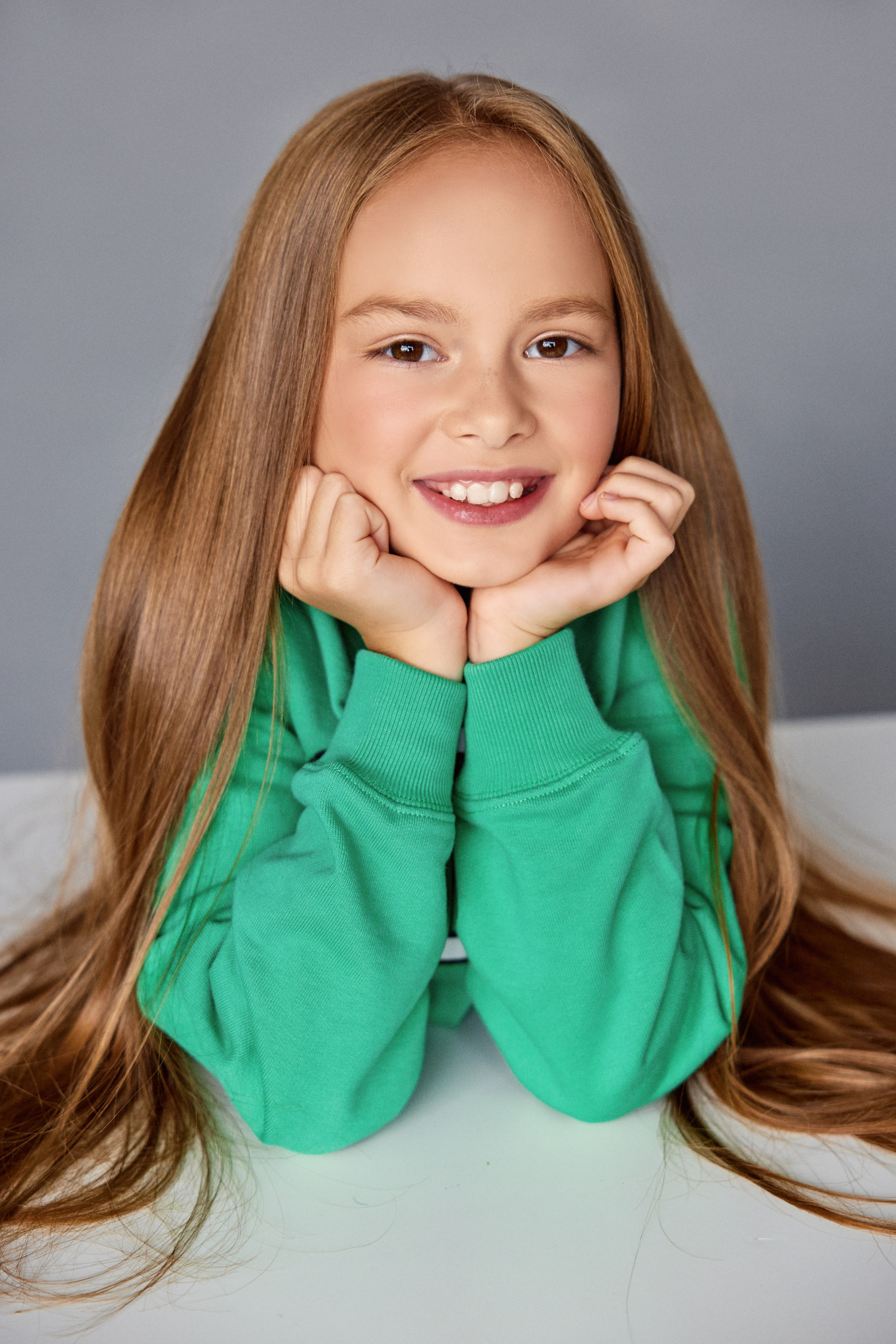 Полина Д. ТМ Продакшн — Съемка для маркетплейсов в Москве