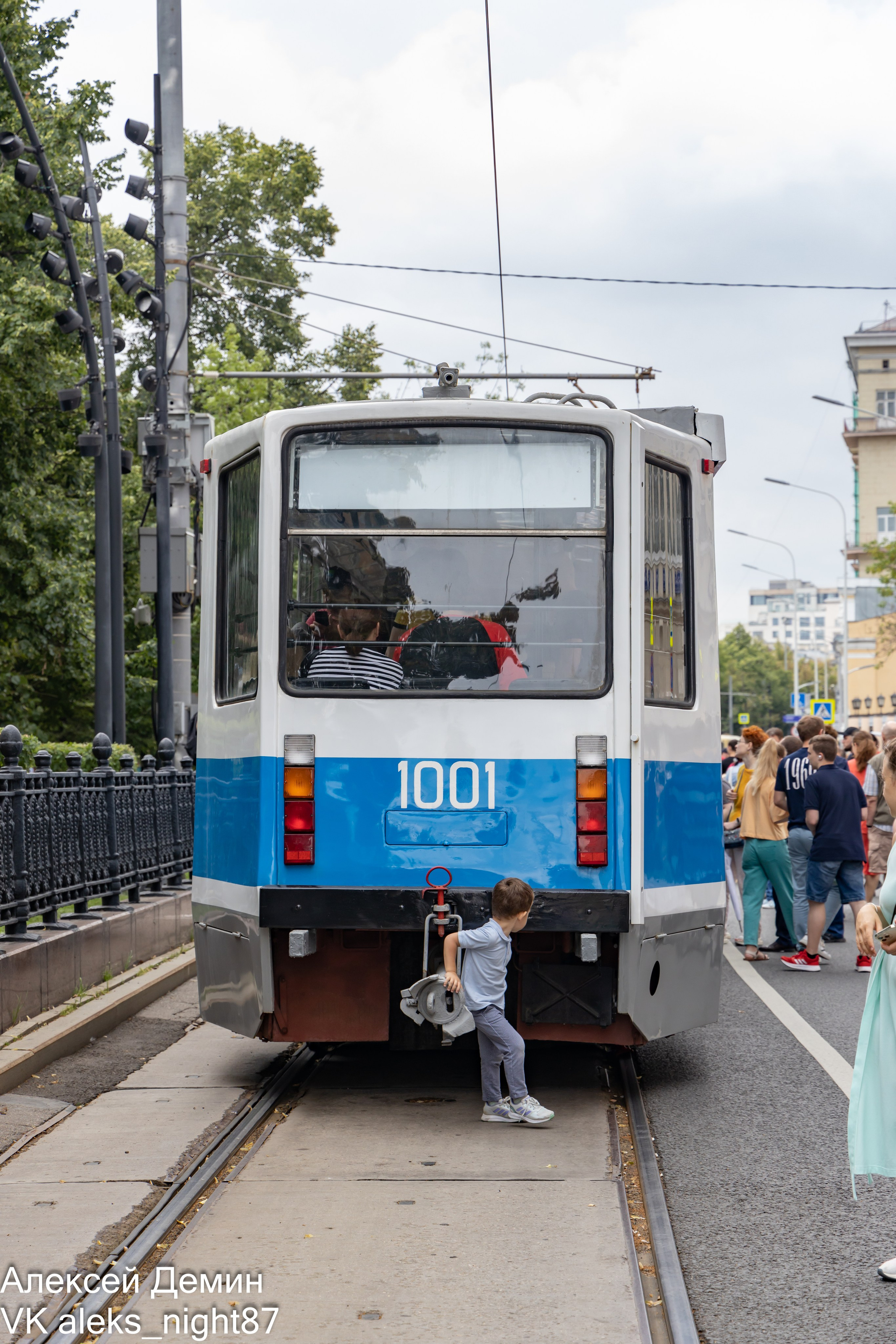 Ретро парад трамваем Москва 2023. Репортажный, семейный и студийный фотограф в Москве Демин Алексей