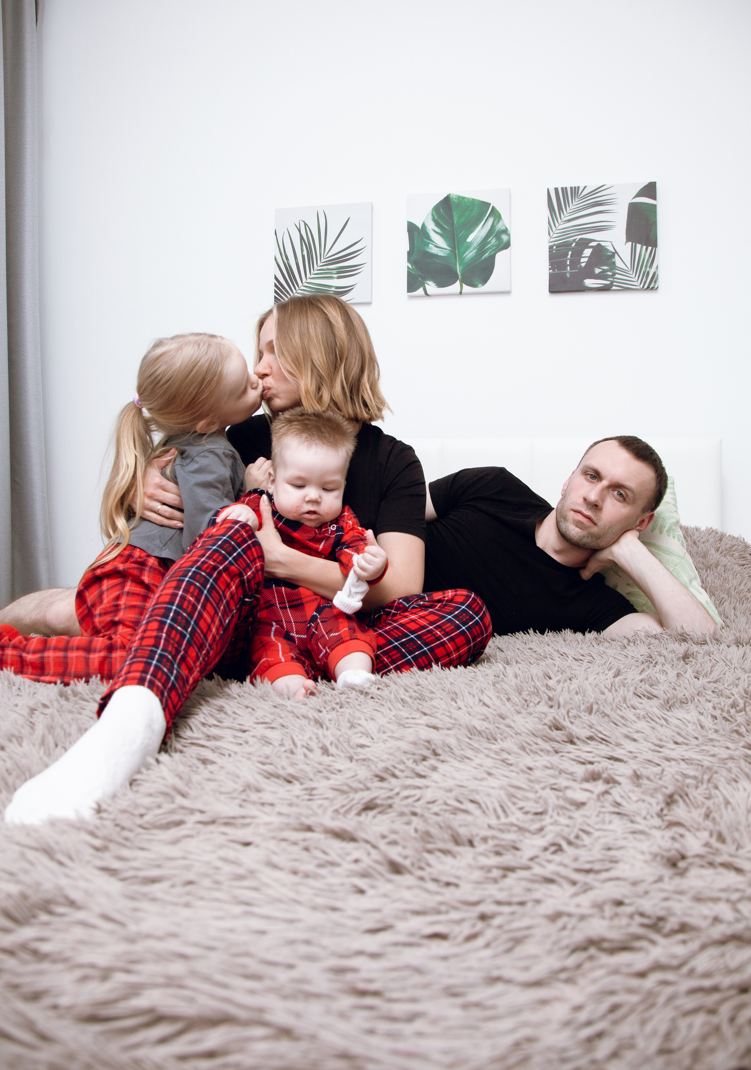 Новогодняя домашняя посиделка. Свадебный и семейный фотограф Екатеринбург Настя Саедгалина