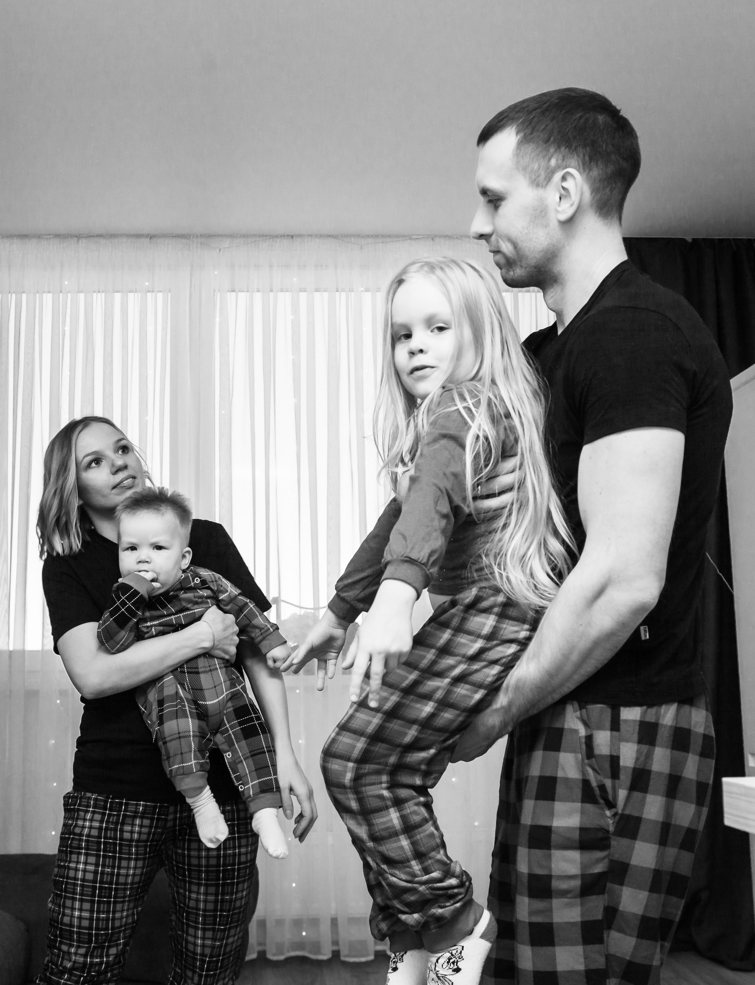 Новогодняя домашняя посиделка. Свадебный и семейный фотограф Екатеринбург Настя Саедгалина