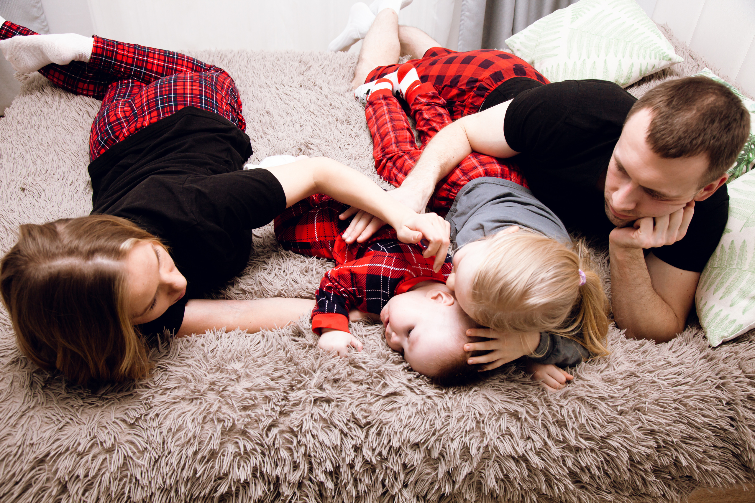 Новогодняя домашняя посиделка. Свадебный и семейный фотограф Екатеринбург Настя Саедгалина