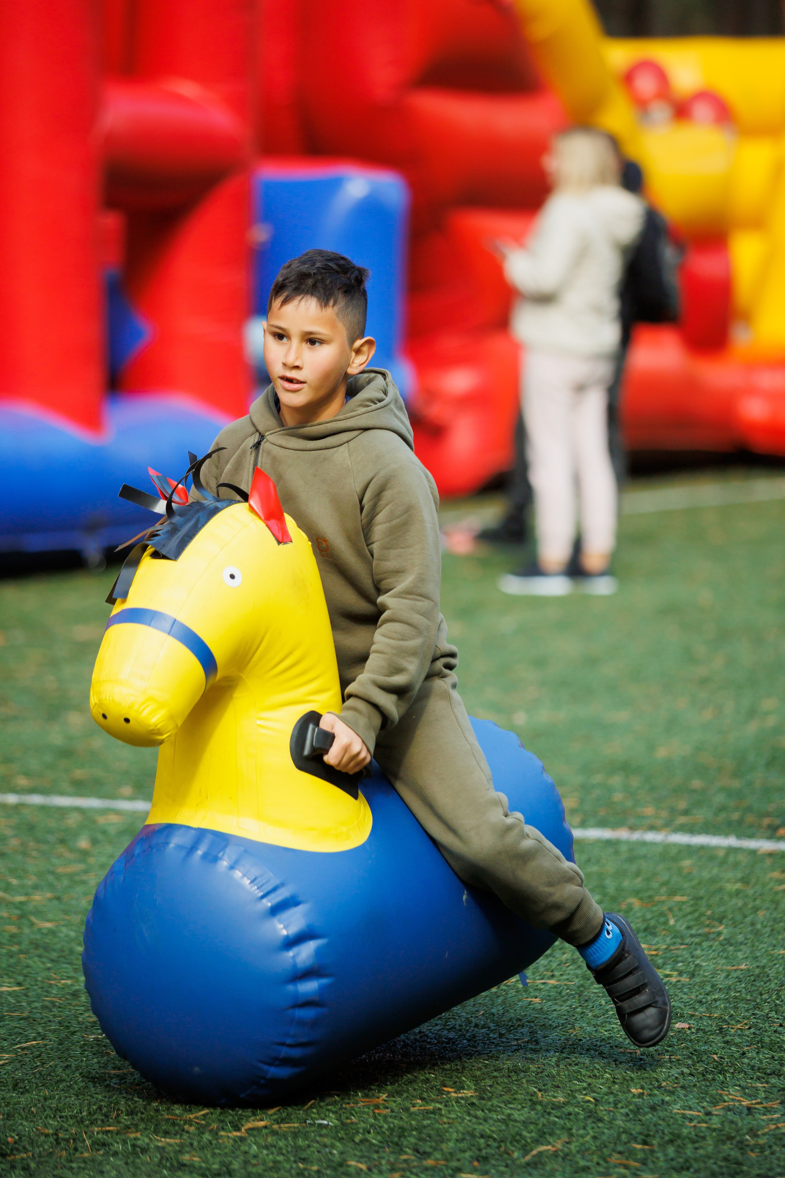 Детское. Фотограф событий, Максим Романенко