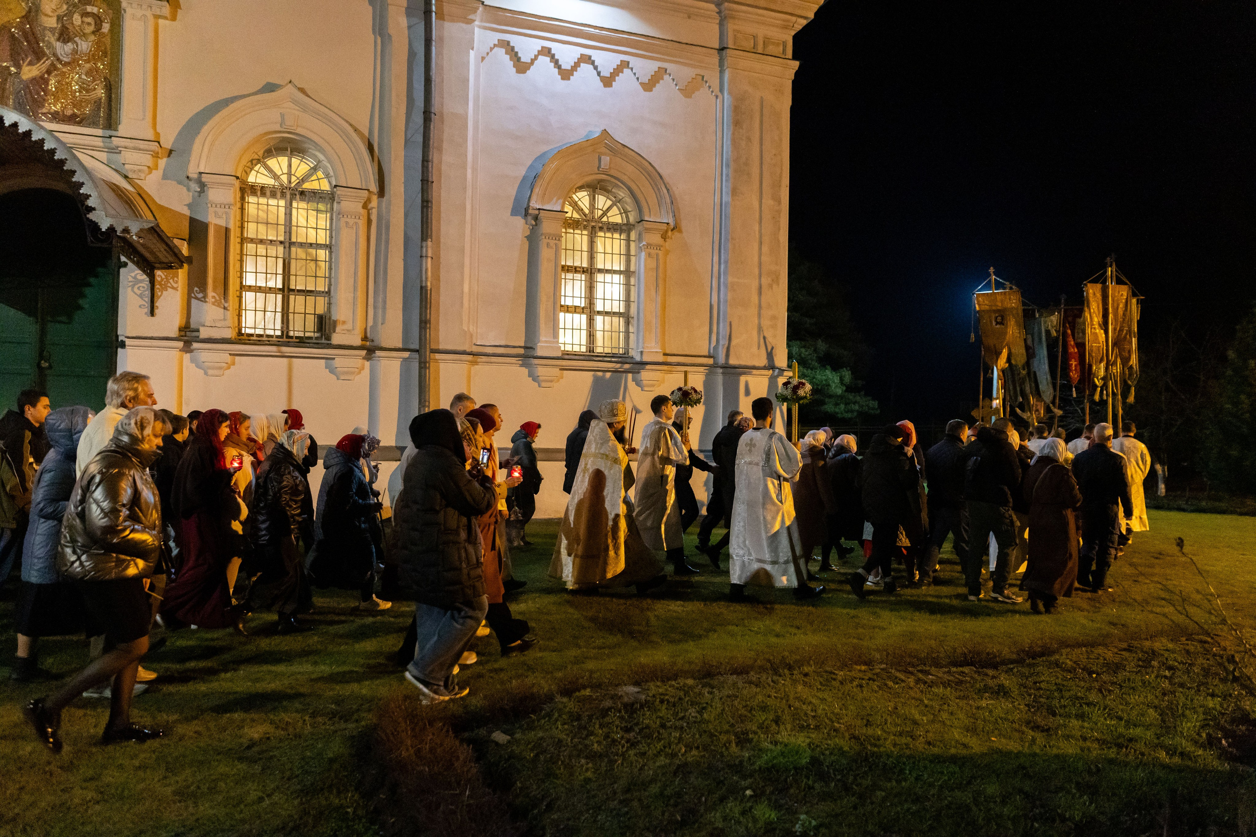 Пасха Воскресенский храм с Ашитково. Семейный и детский фотограф Анна Петракова