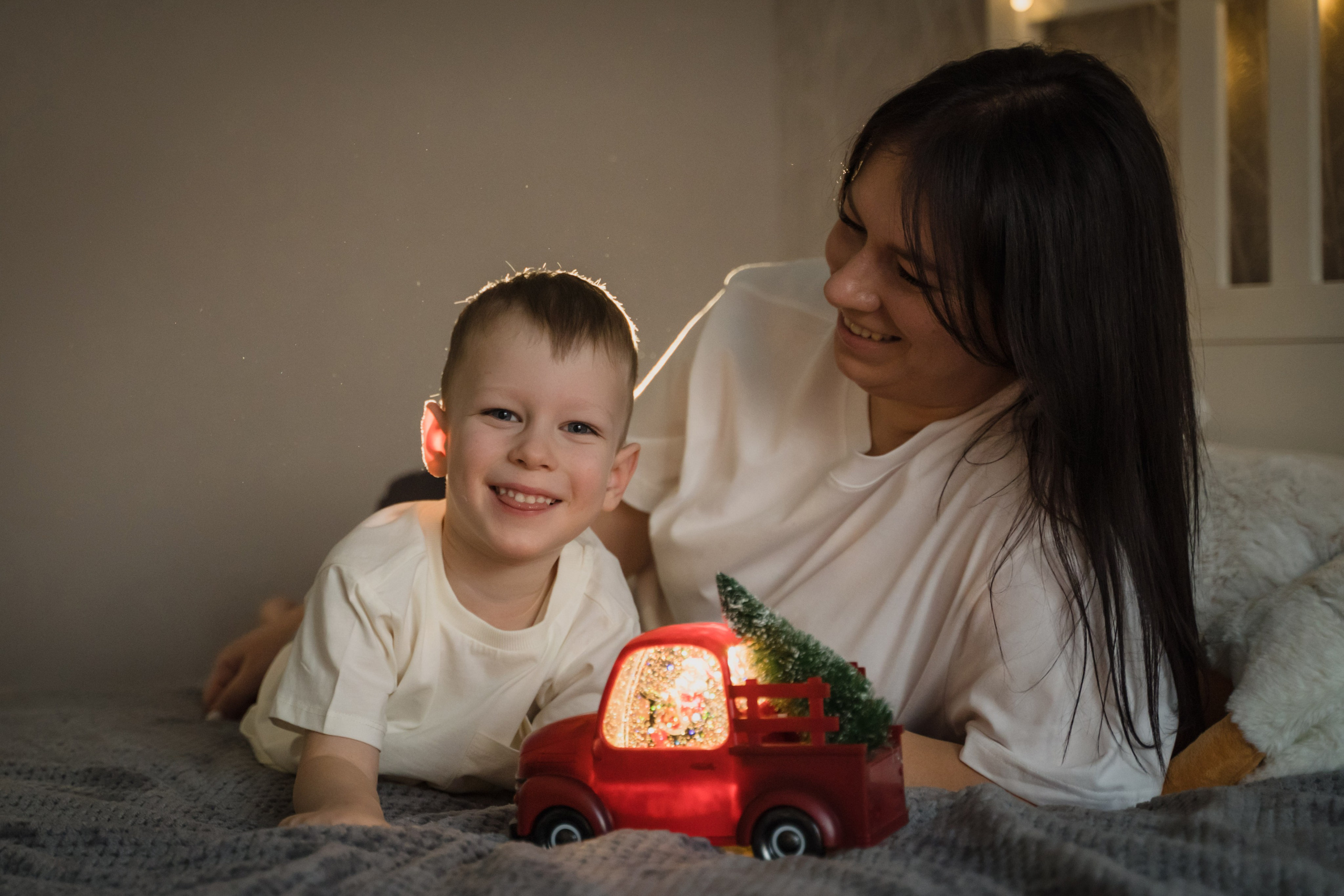 Предновогодний вечер. Главная