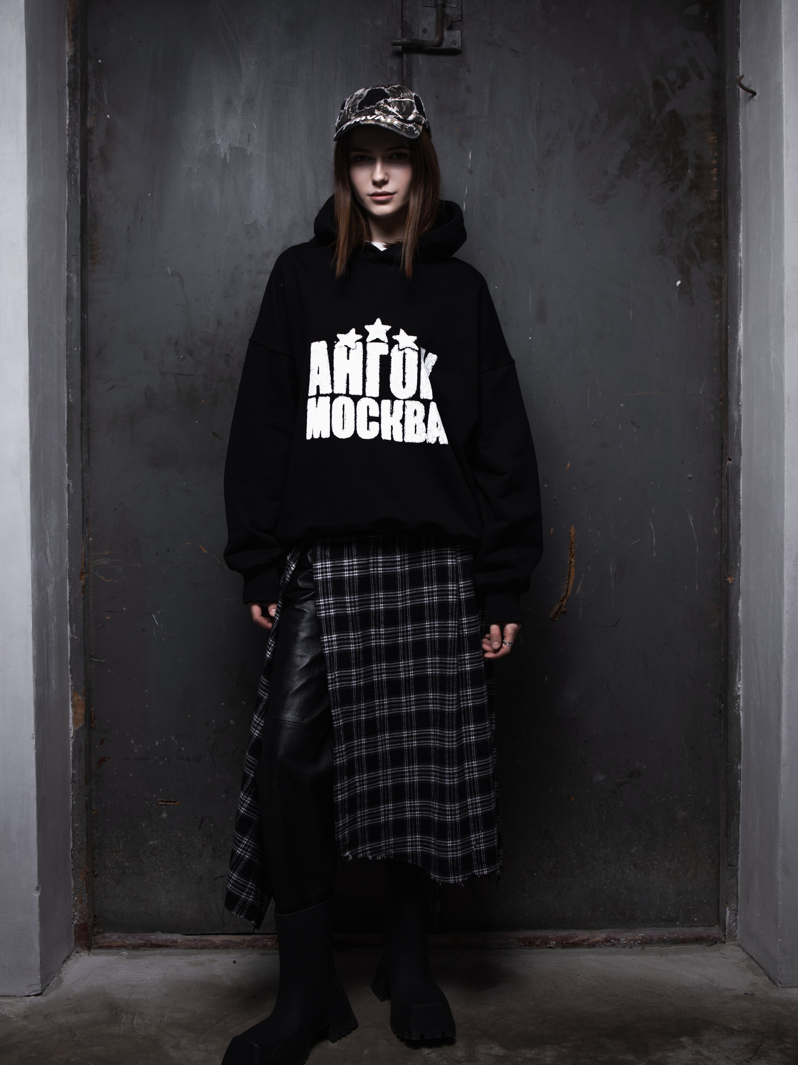 ЛУКБУК. RUNA production — стильные съемки для брендов