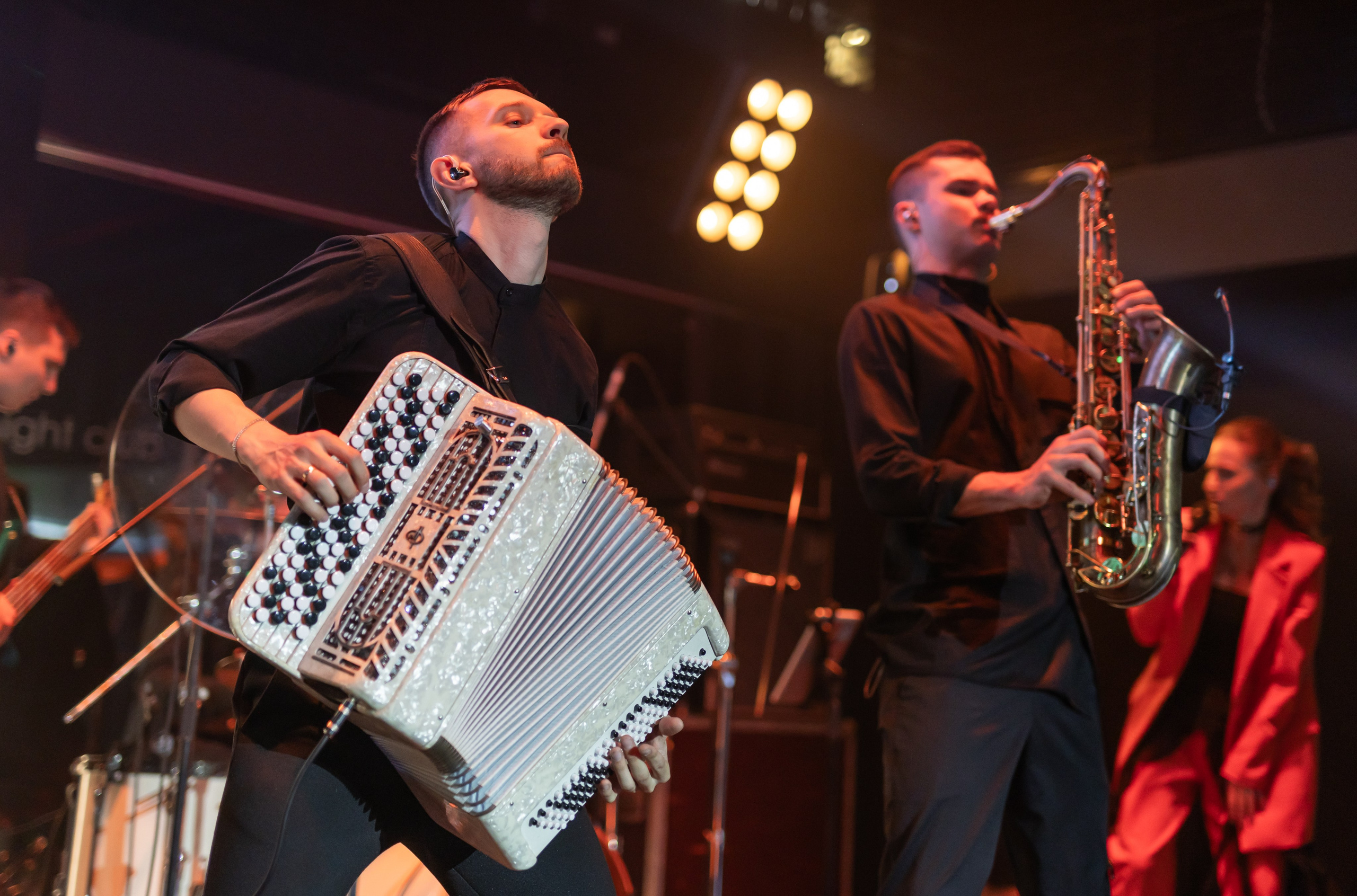 Кавер-группа «Ещё не вечер». Фотограф в Нижнем Новгороде, Дзержинске Олеся Хозяева