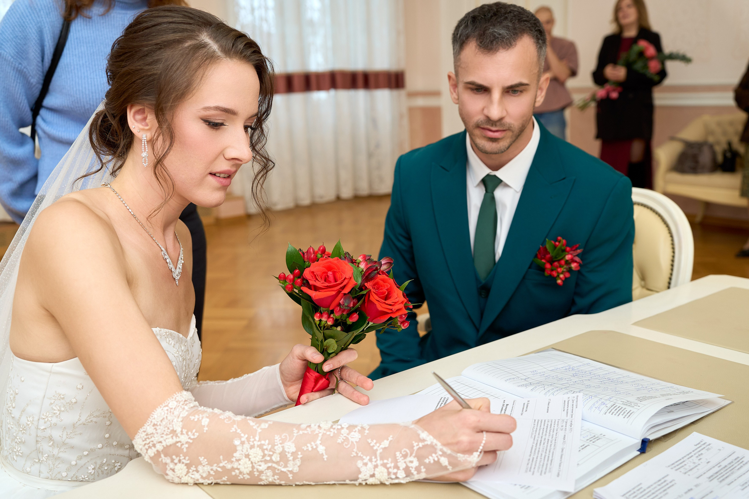В ЗАГСе. Репортажный и портретный фотограф в Томске Ларионов Артём