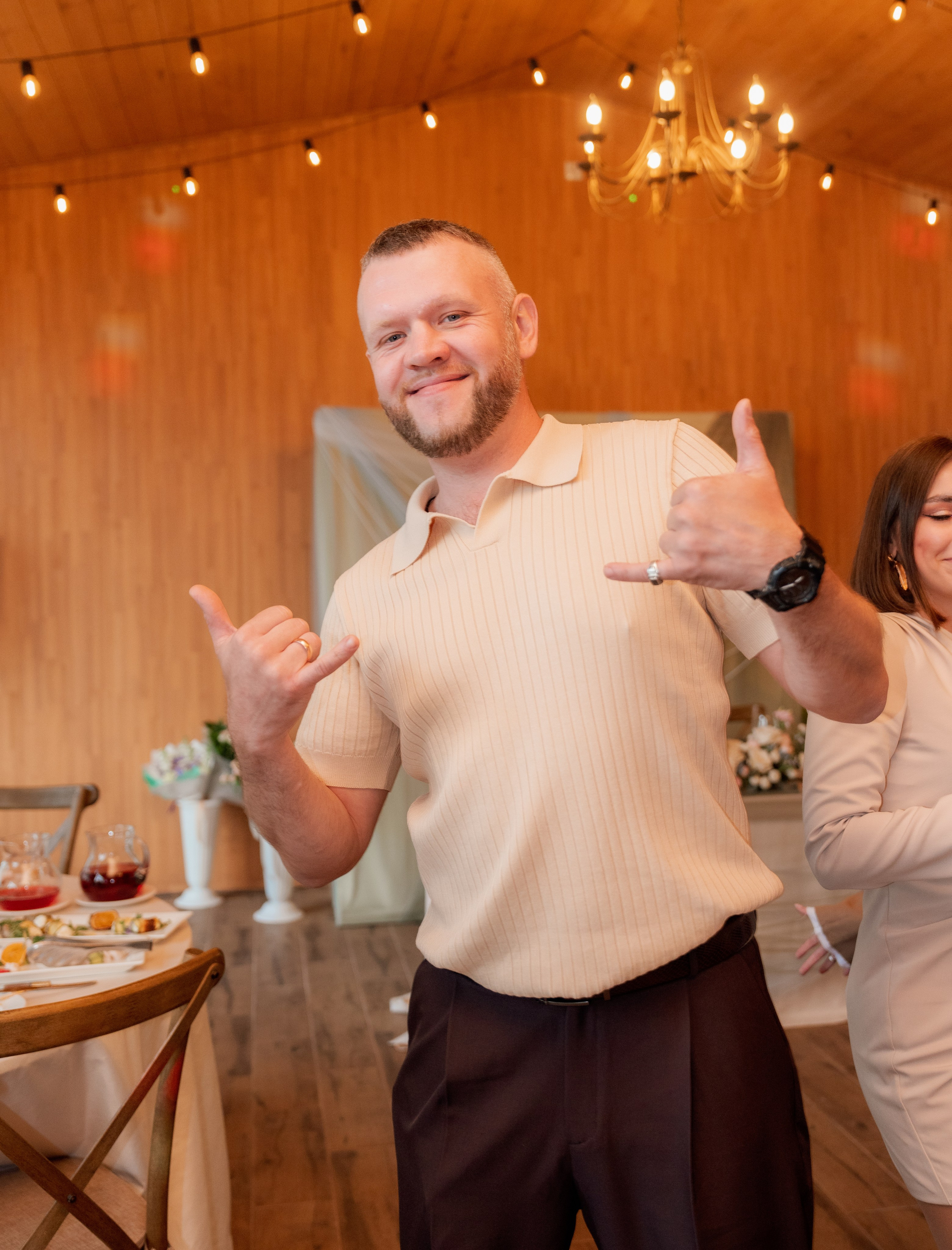 Алиса и Влад. Полный свадебный день (утро, усадьба, прогулка, выездная регистрация, банкет). Дата съемки 26.04.2025. Свадебный фотограф Москва