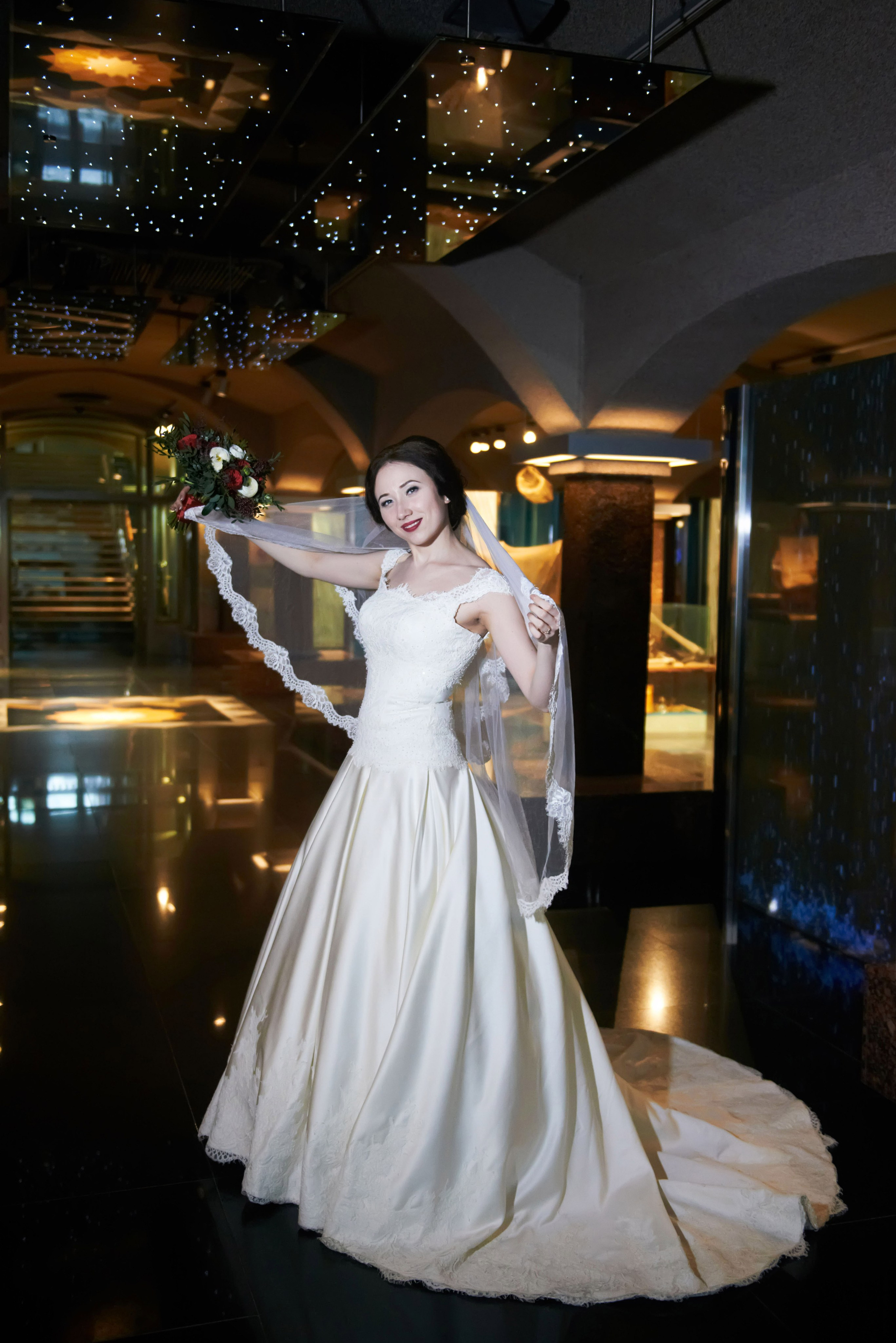 Индира и Дмитрий (свадебная фотосессия в Ботаническом саду и в фотостудии). Портретный, семейный и свадебный фотограф в Санкт-Петербурге и в Пушкине Ширяев Денис