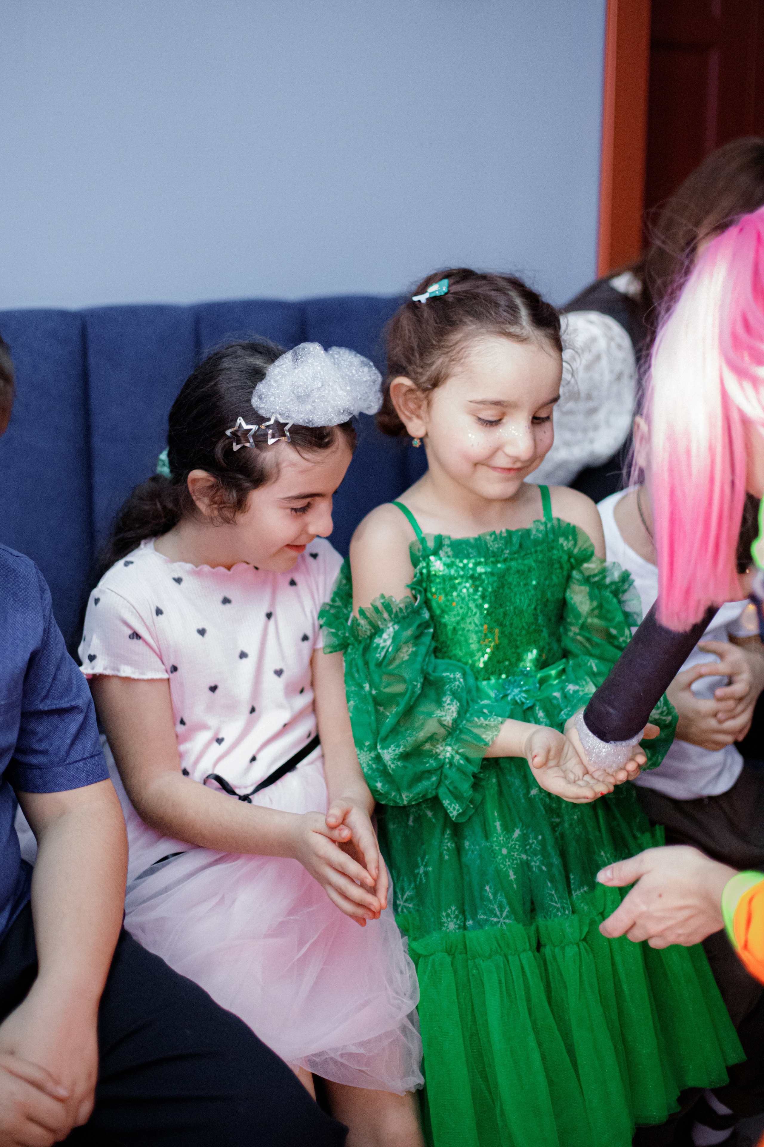 ASIA'S BIRTHDAY PARTY. Photokarish