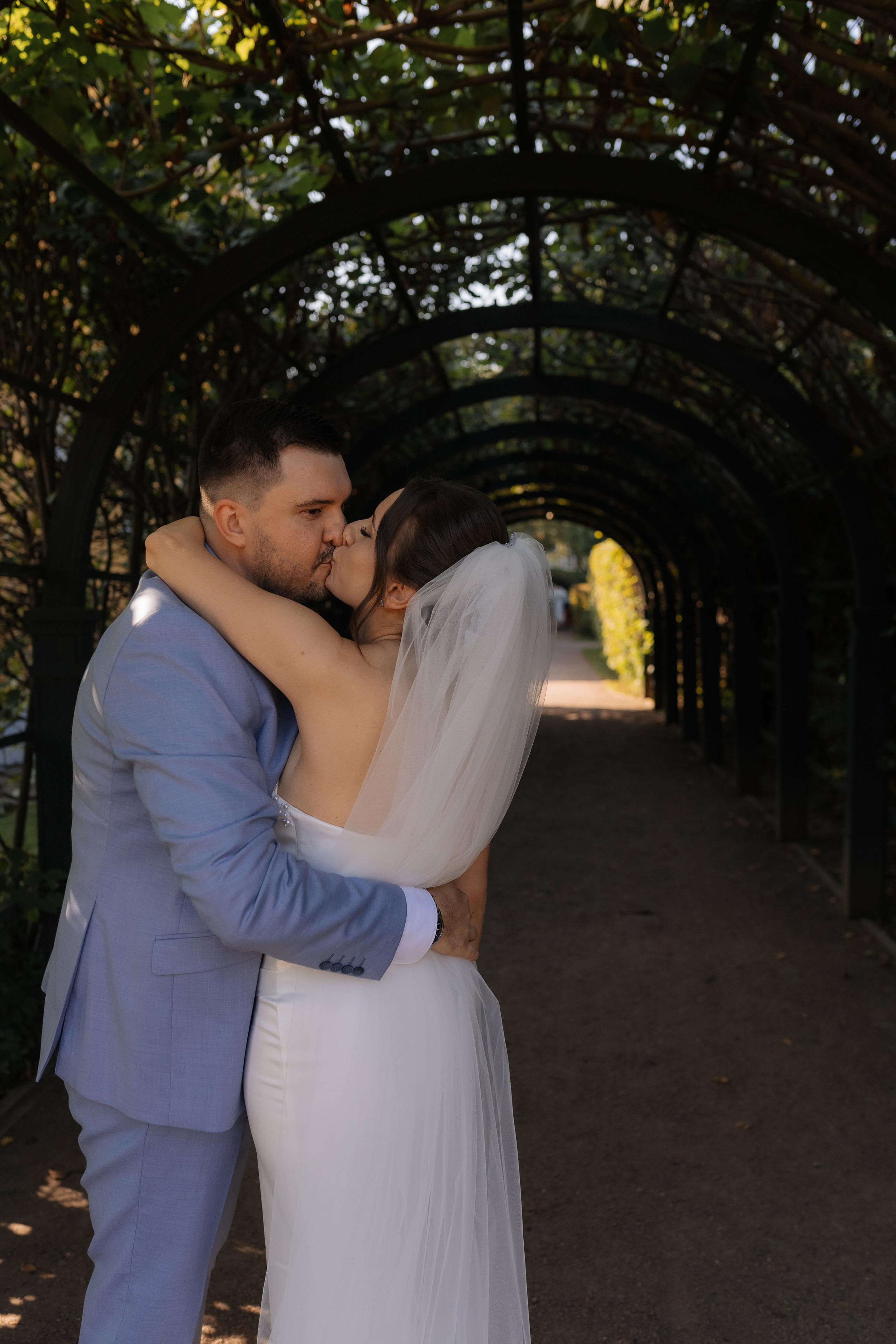 Свадебная фотосессия в Москве, парк Кусково. Свадебный фотограф в Москве Анна Полушина