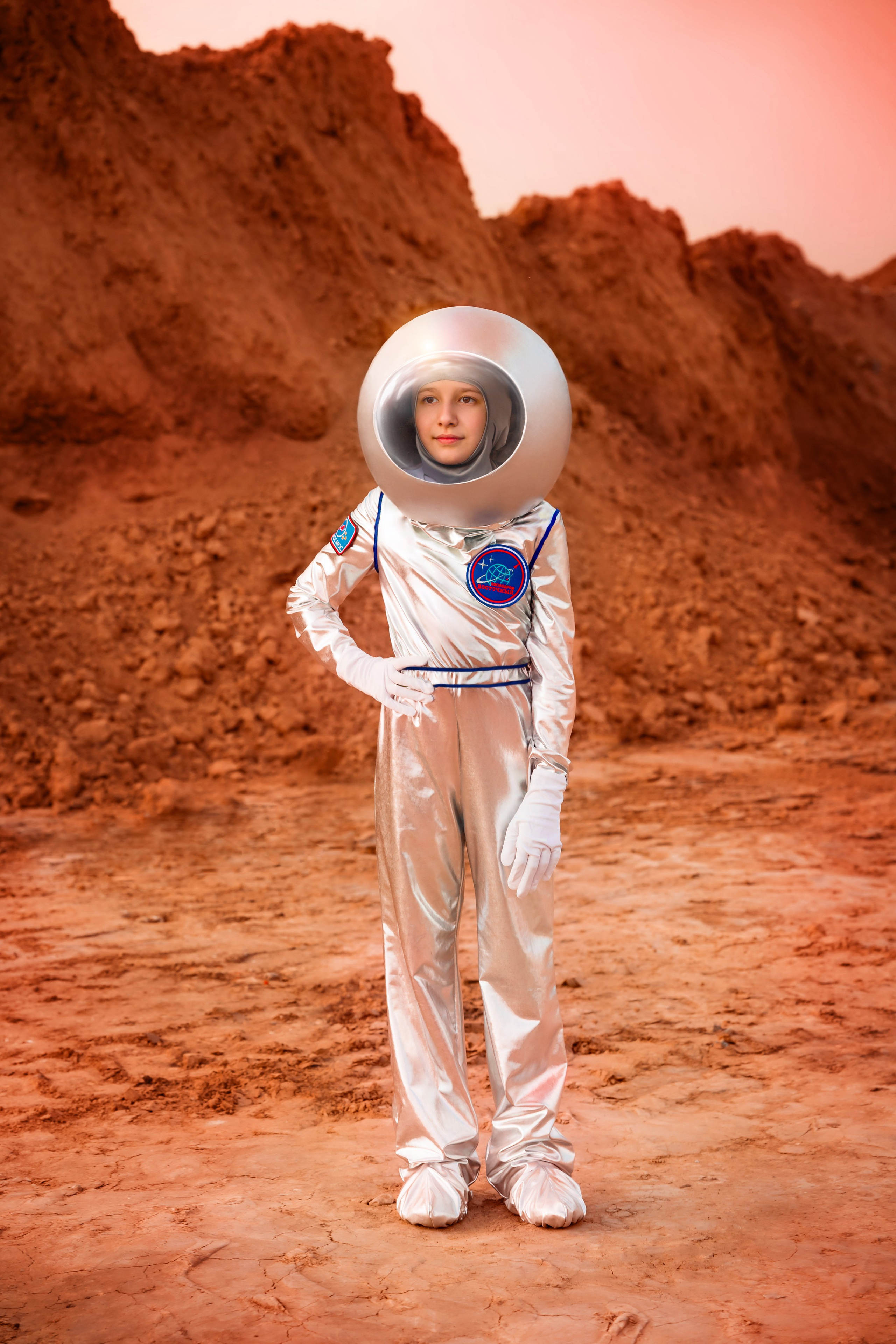 Инопланетяшка и космонавт. Фотограф Валентина Полунина