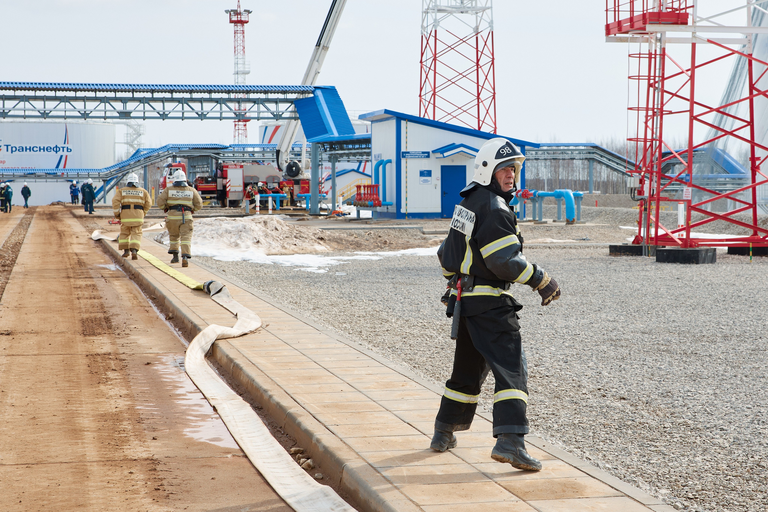 Учения по пожарной безопасности. Мое имя Раиль. Я репортажный фотограф в Казани, так же мой любимый жанр — свадебный фотограф