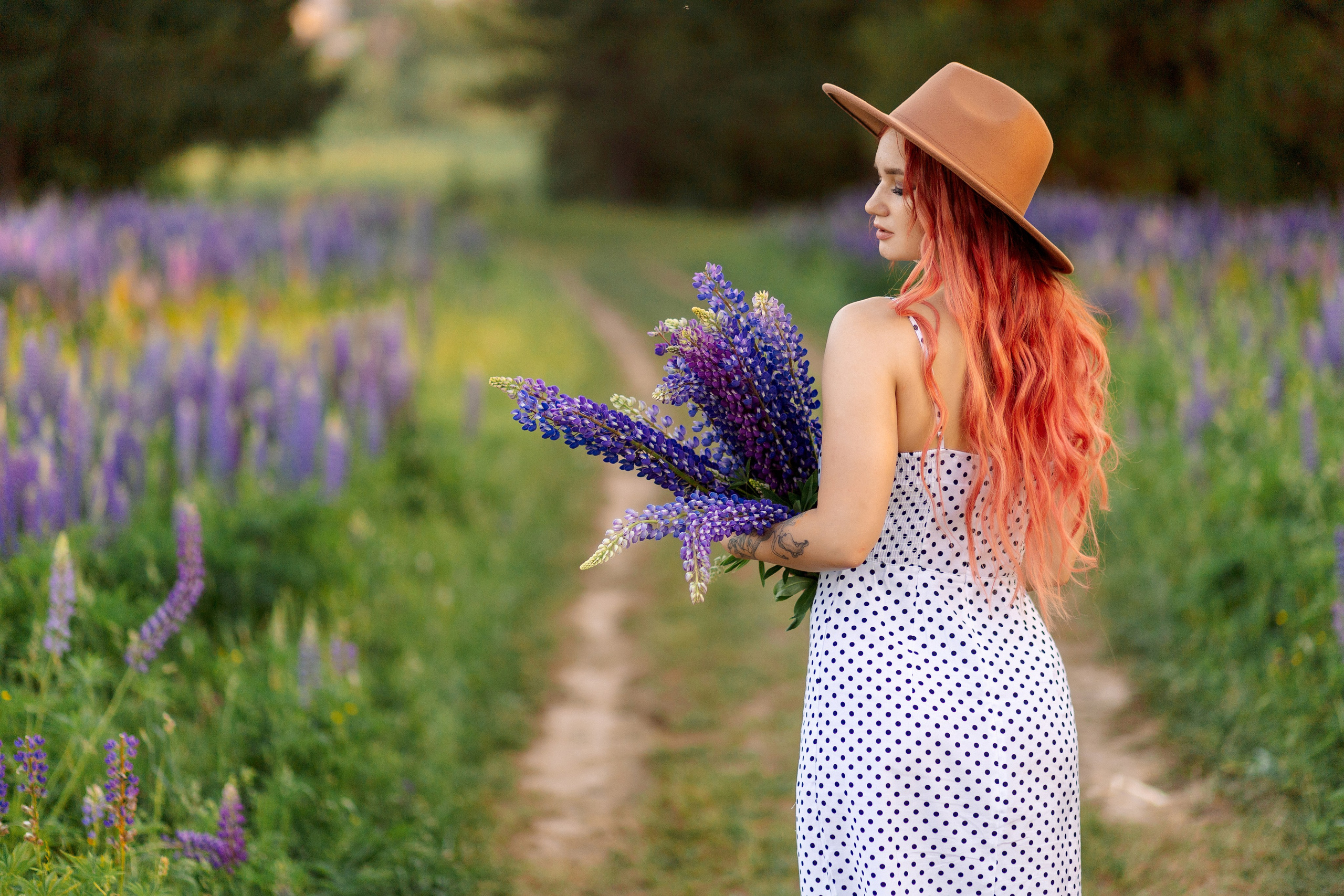 Люпиновая Фотосессия на закате. Профессиональный фотограф в Ижевске Леша Петров